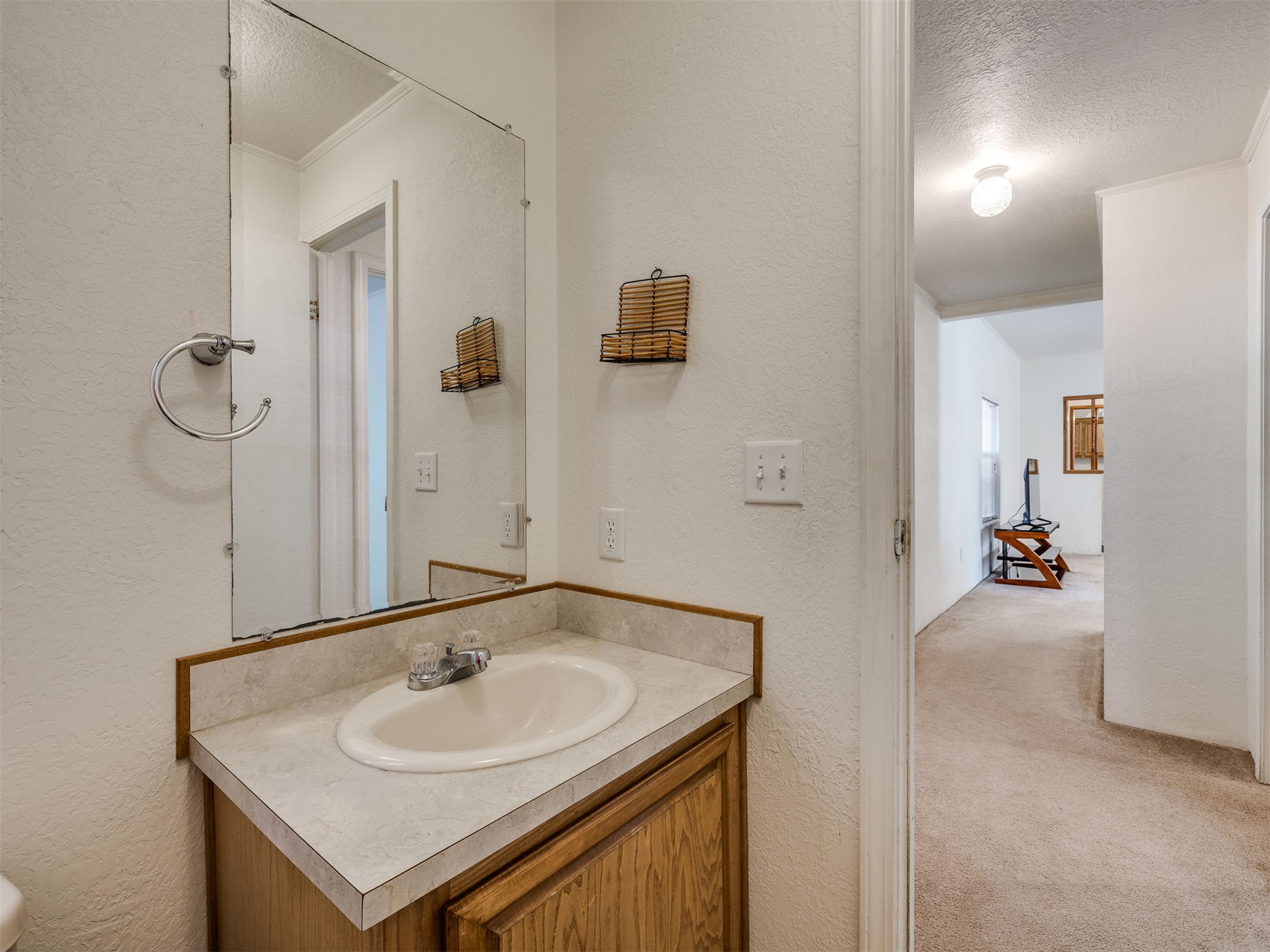 417861 E Branum S Checotah OK 74426
