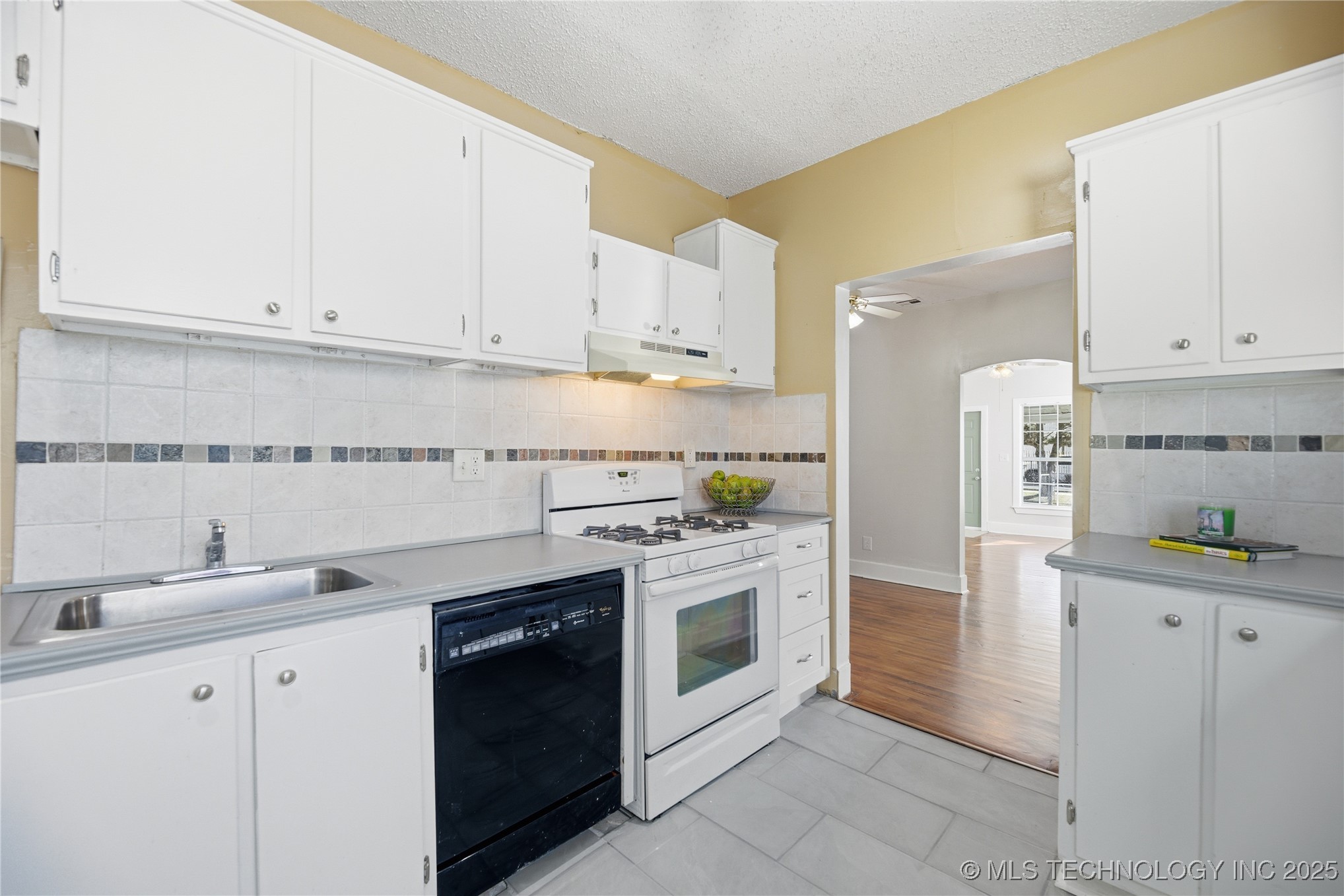 1633 E 4th Street Tulsa OK 74120