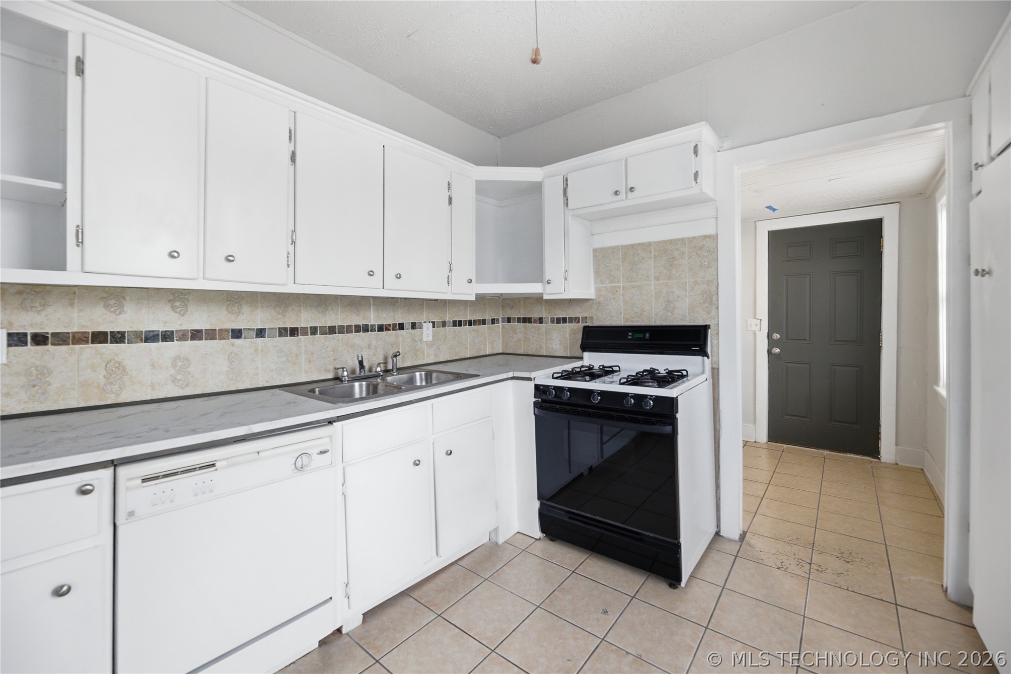 1633 E 4th Street Tulsa OK 74120