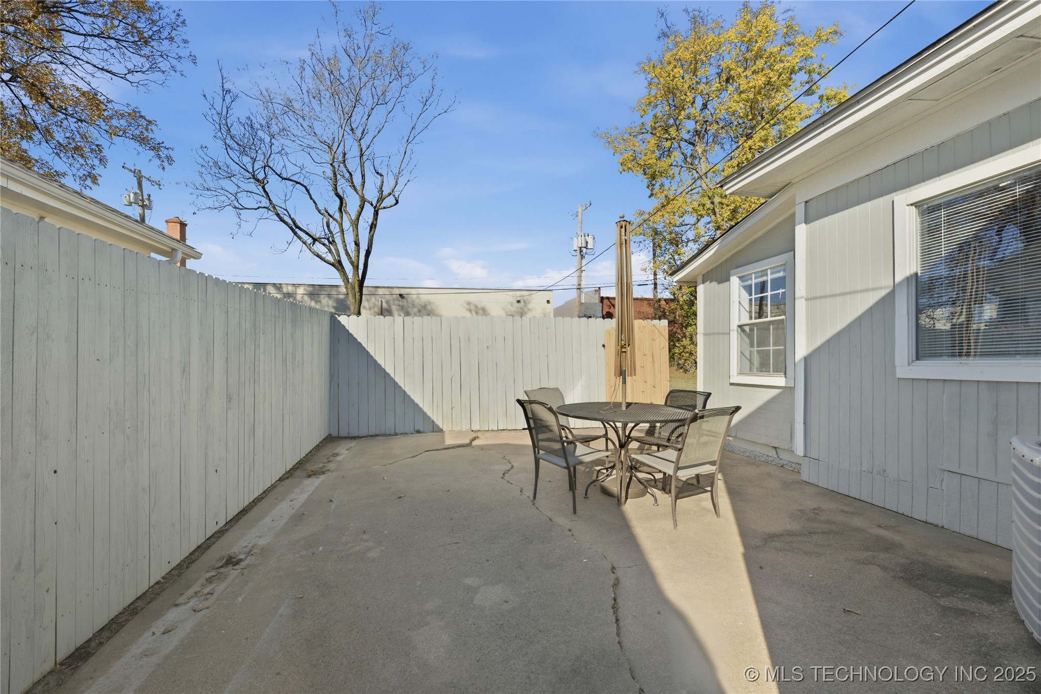 1633 E 4th Street Tulsa OK 74120
