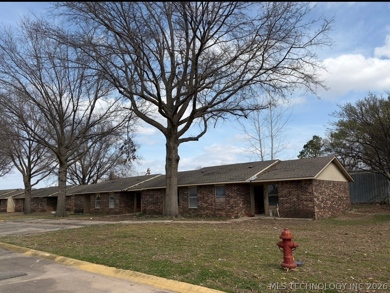 100 W Oak Webbers Falls OK 74470