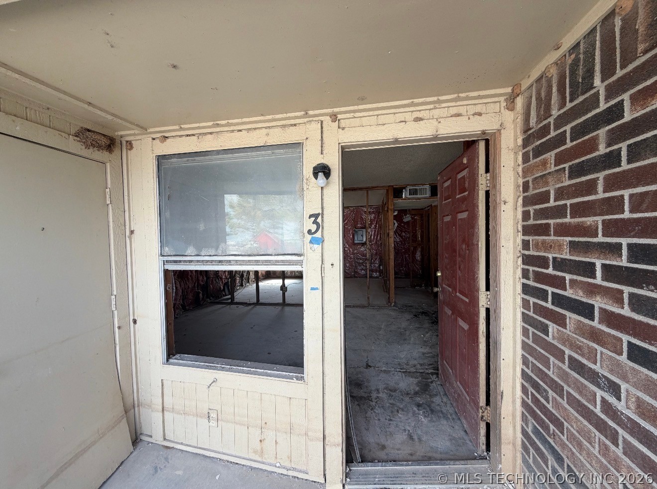 100 W Oak Webbers Falls OK 74470