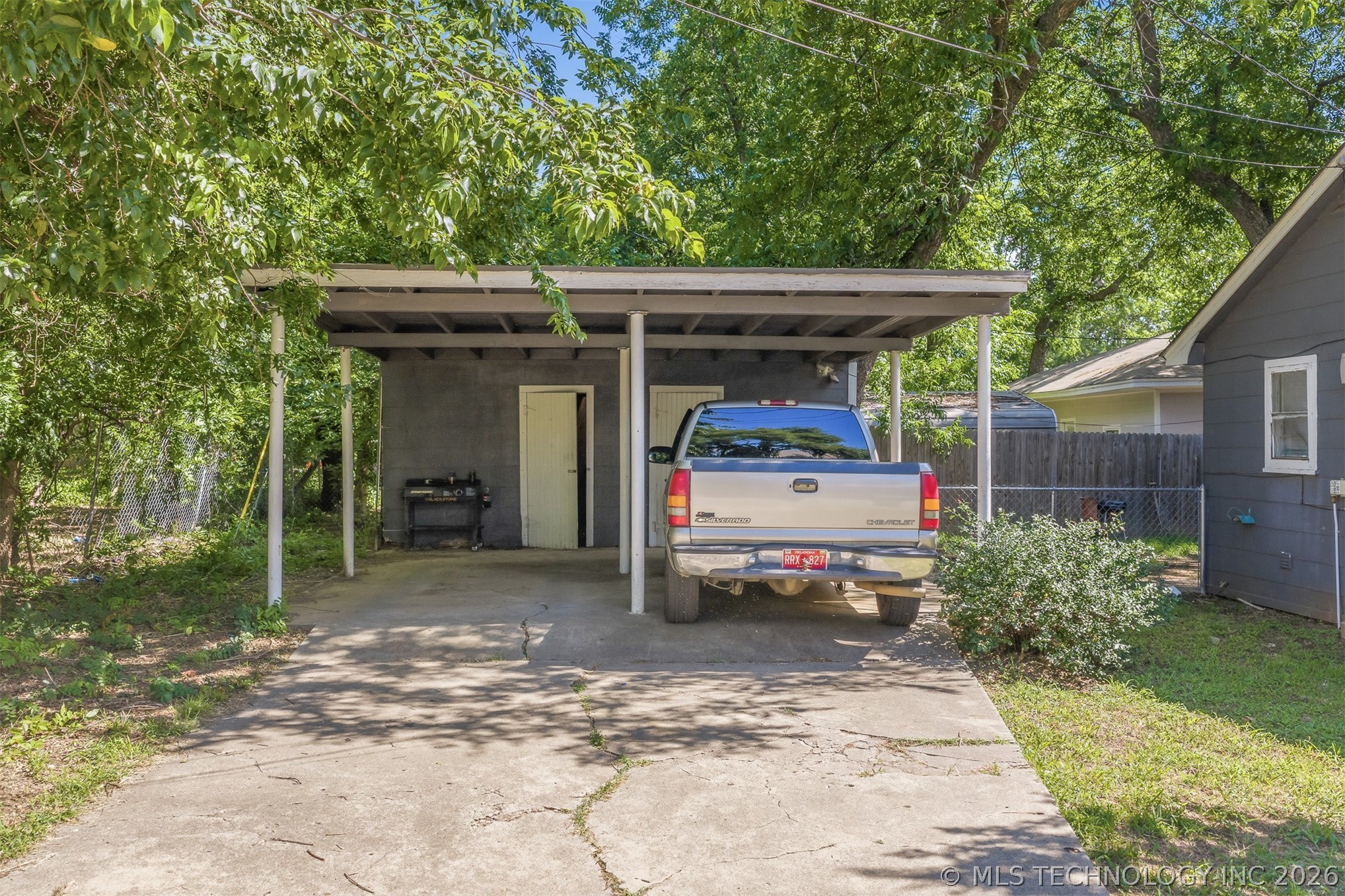 303 10th NW Ardmore OK 73401