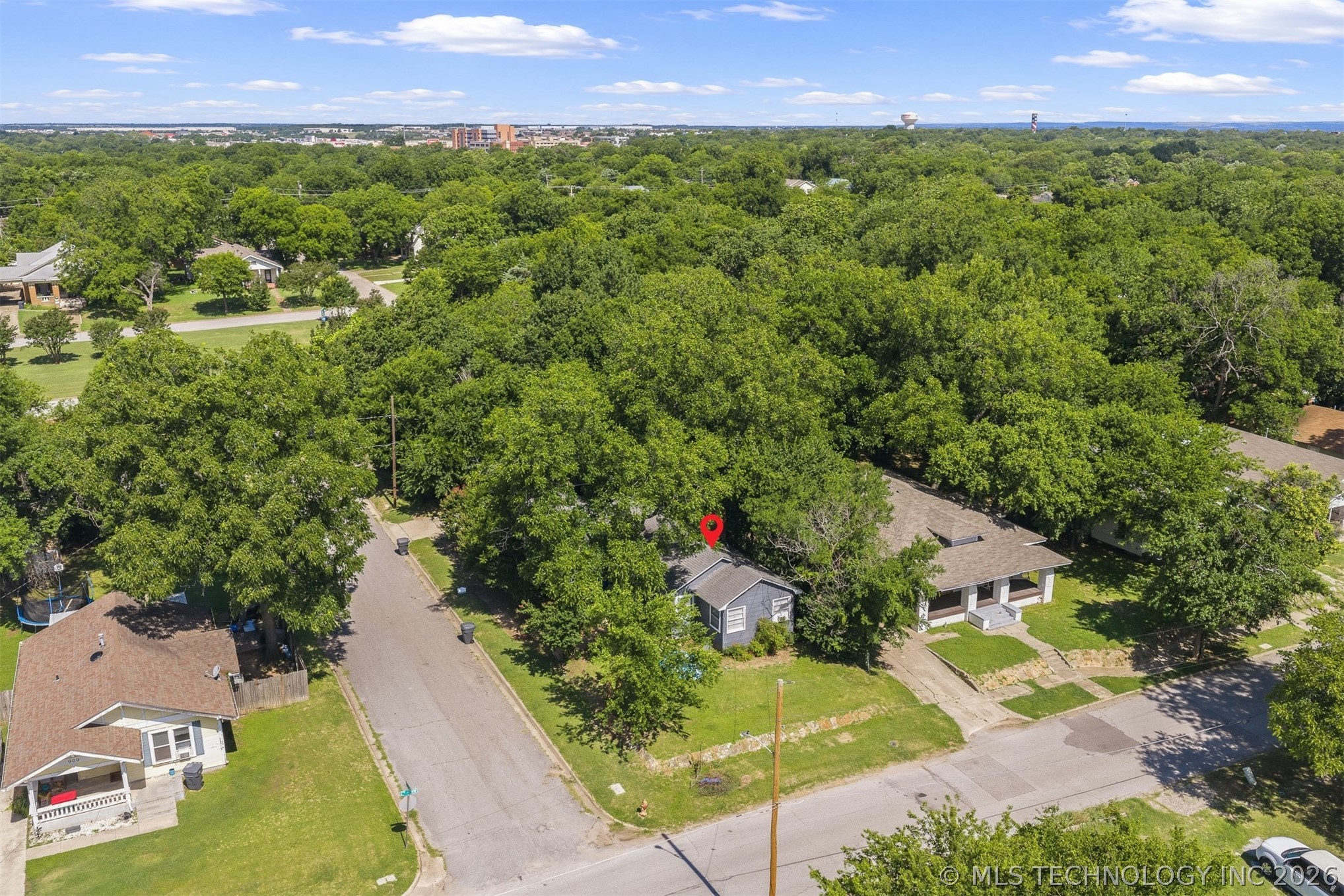 303 10th NW Ardmore OK 73401