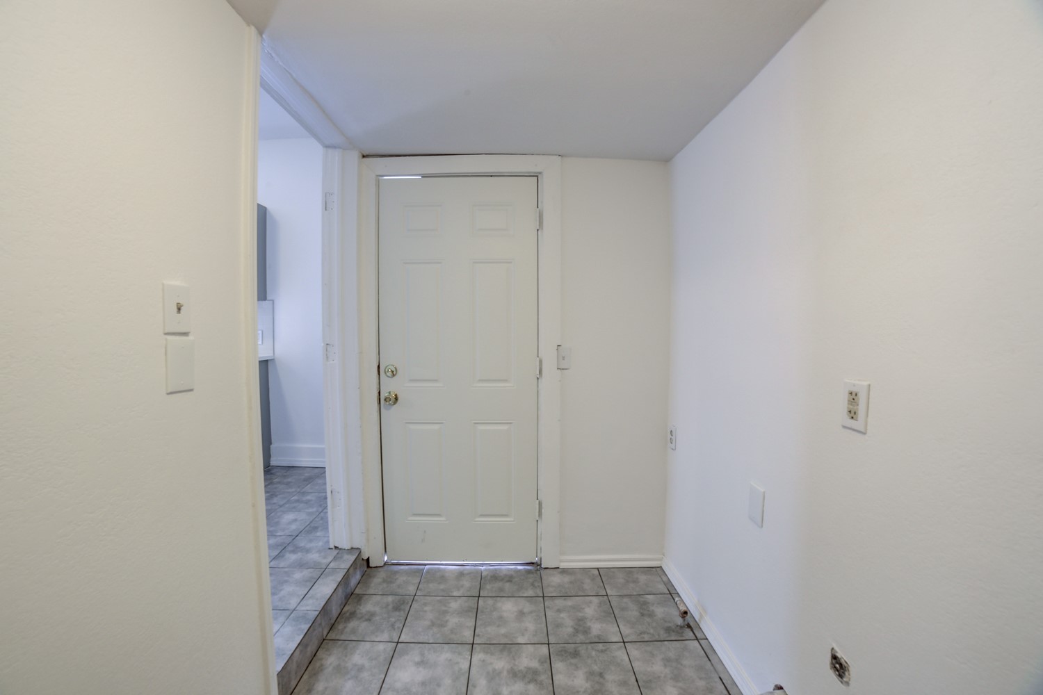 2009 E 2nd Street Tulsa OK 74104