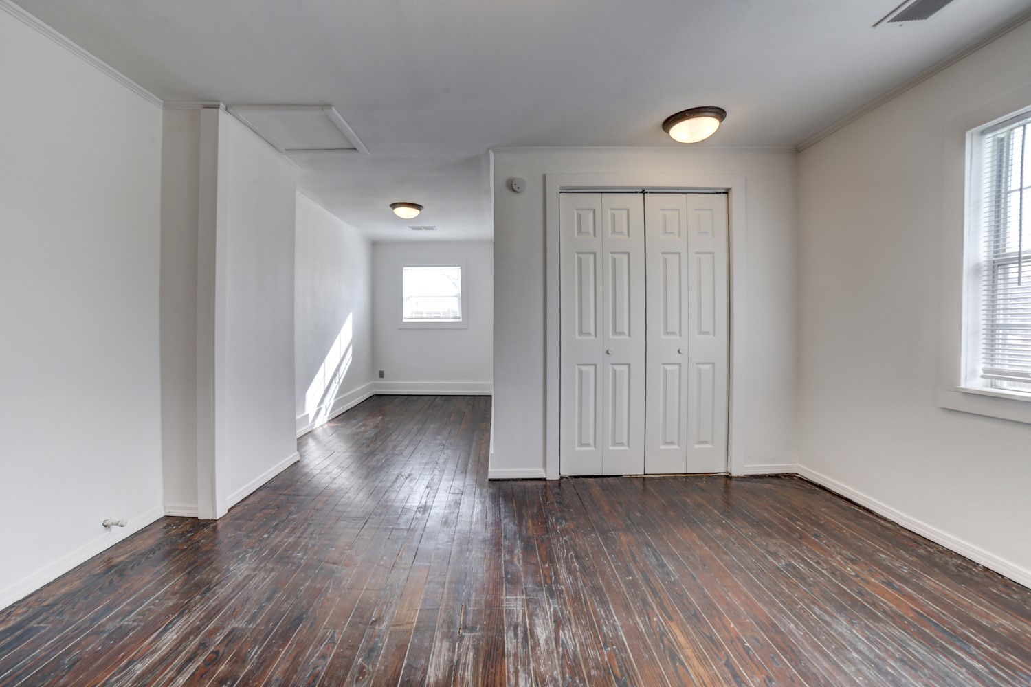 2009 E 2nd Street Tulsa OK 74104