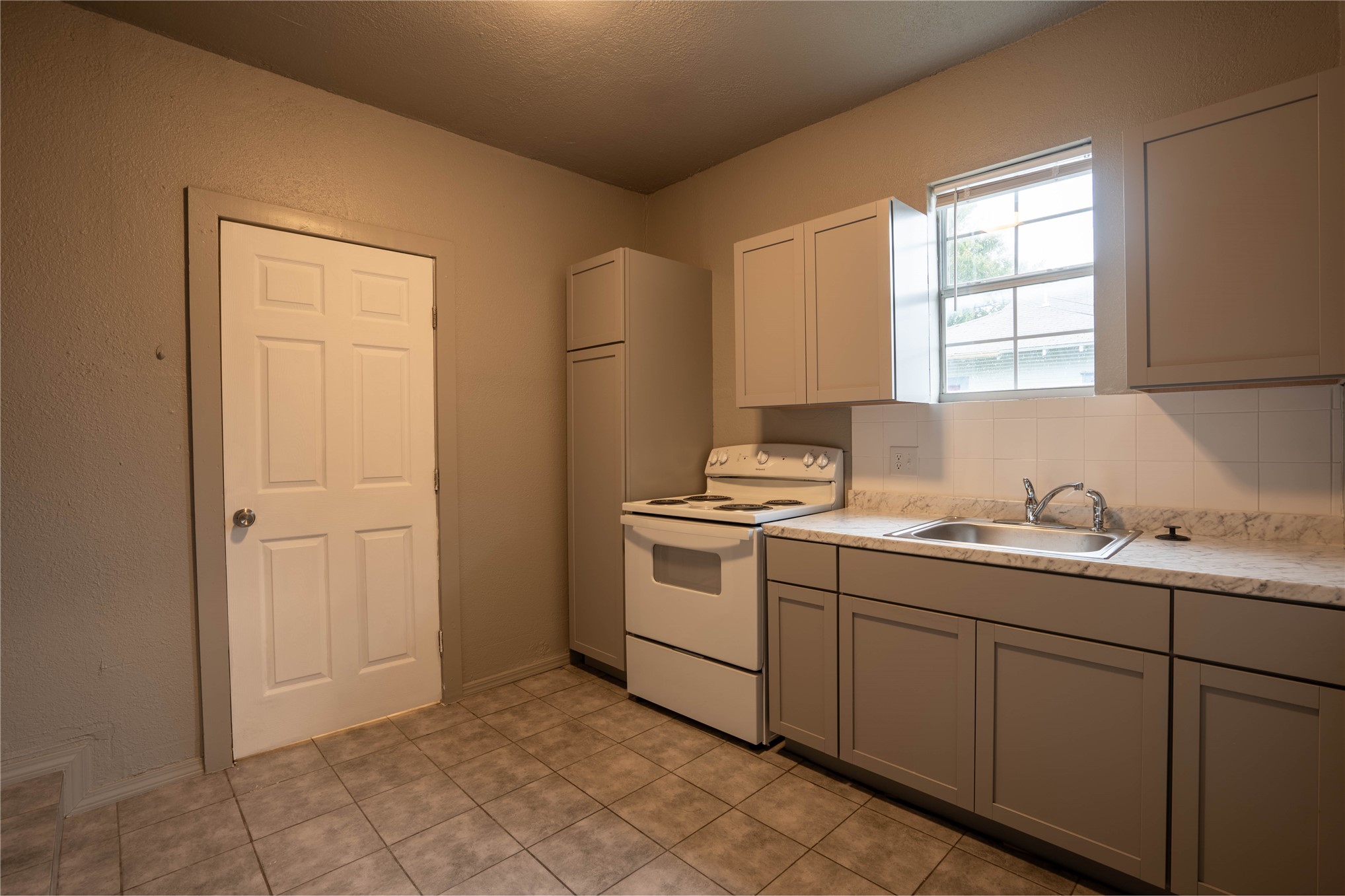 2009 E 2nd Street Tulsa OK 74104