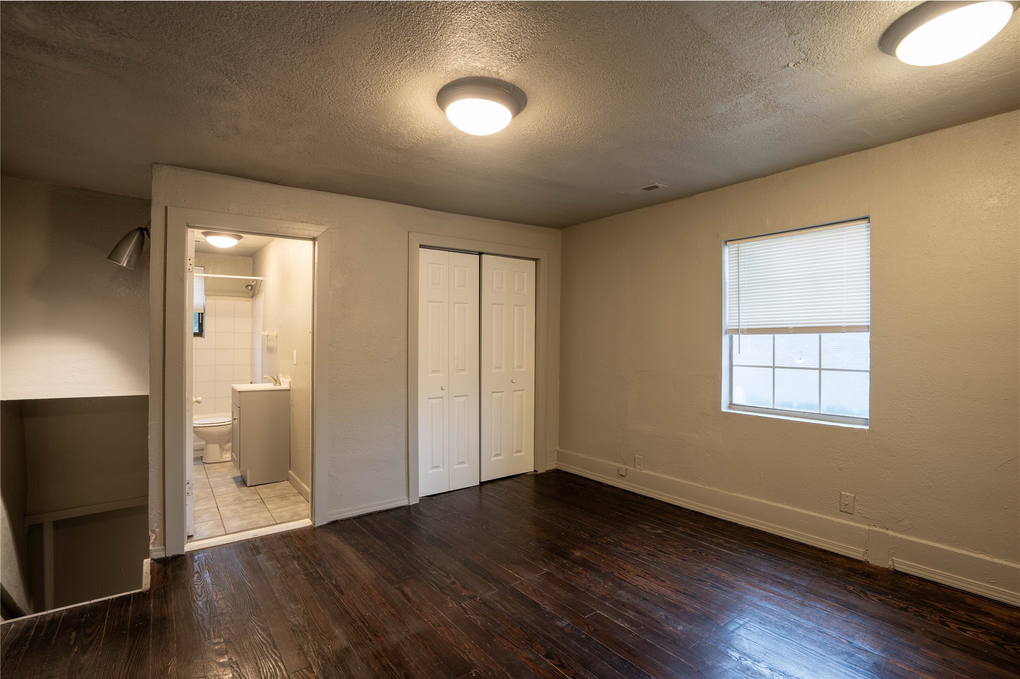 2009 E 2nd Street Tulsa OK 74104