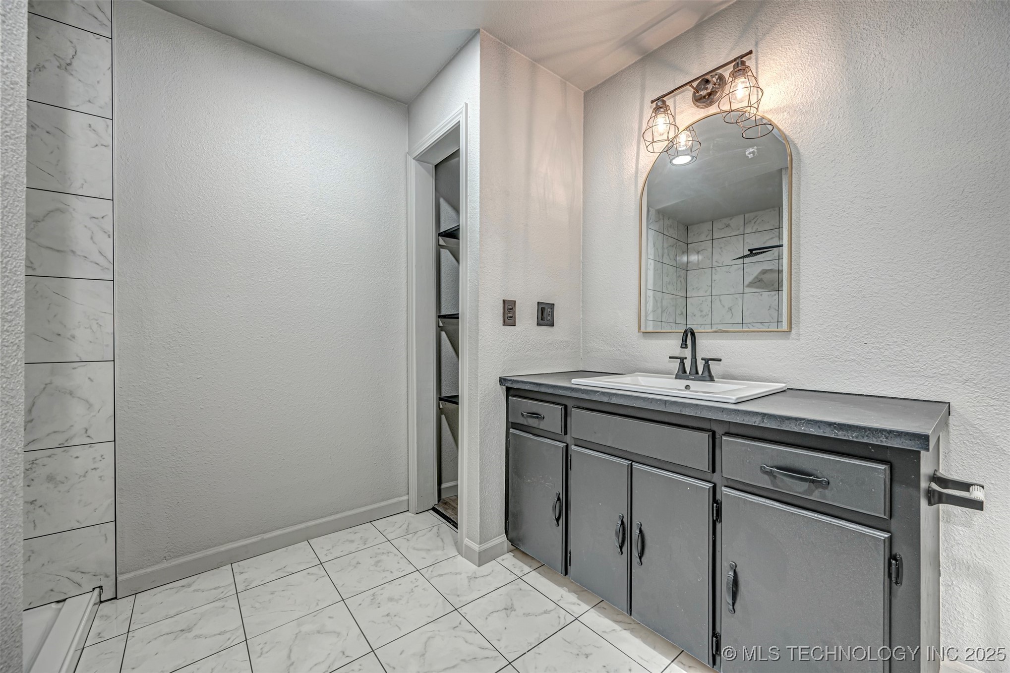 731 8th Avenue NW Ardmore OK 73401
