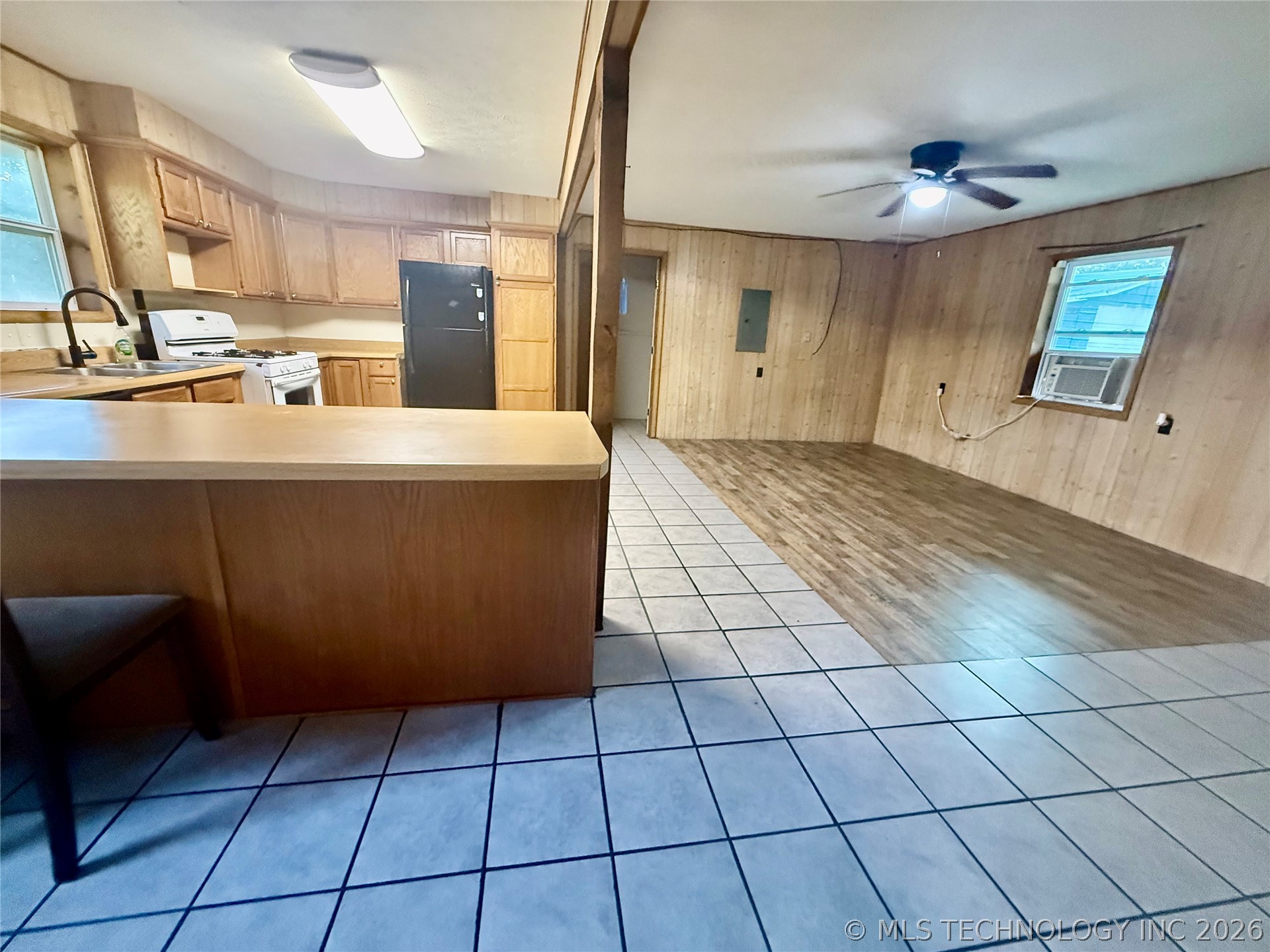 478 E Main Street Colcord OK 74338