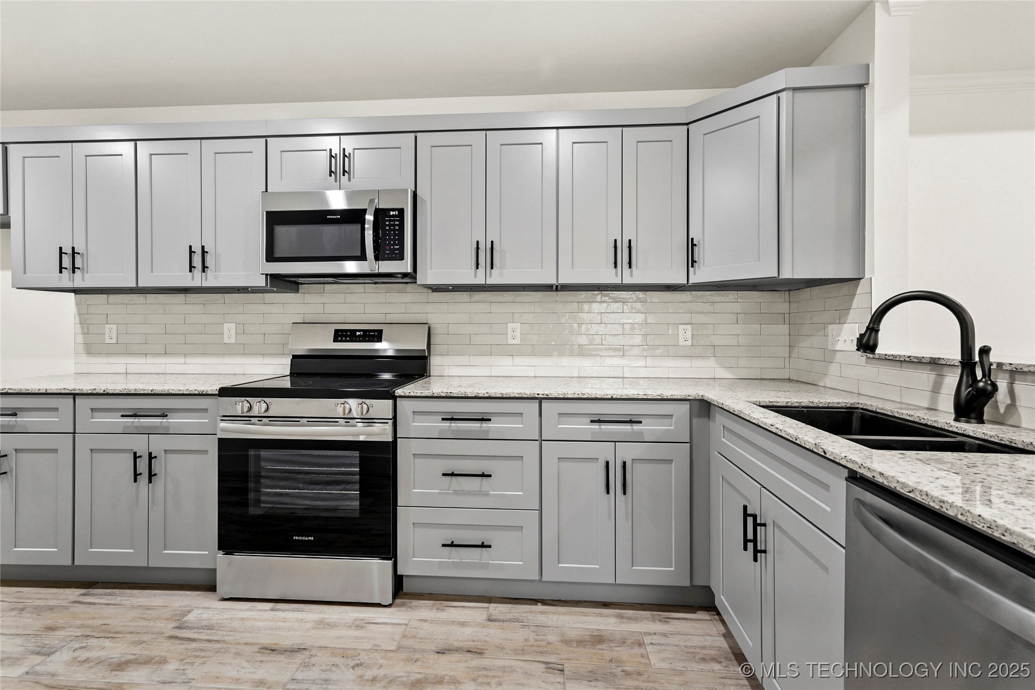 817 E 11th Street Claremore OK 74017