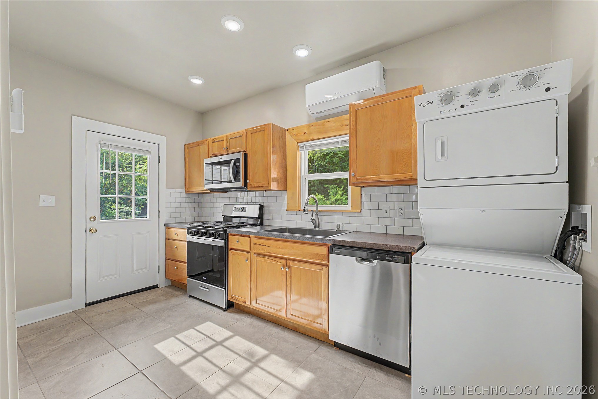 2015 E 2nd Street Tulsa OK 74104