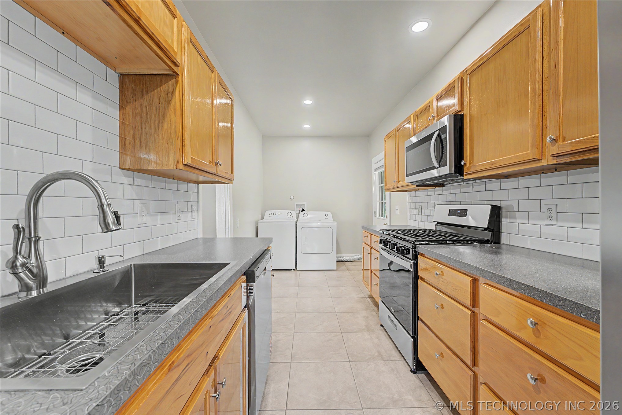 2015 E 2nd Street Tulsa OK 74104