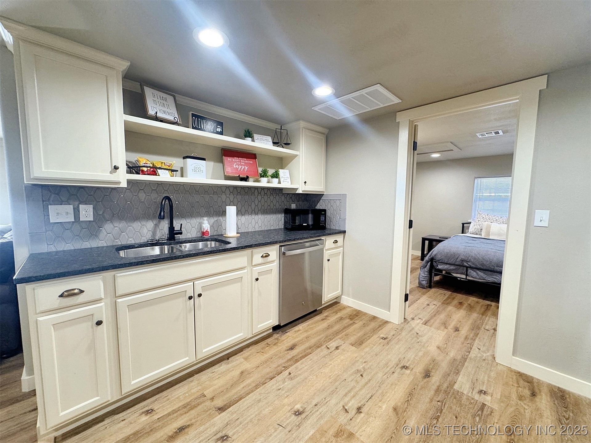 112 W Allen Road Tahlequah OK 74464