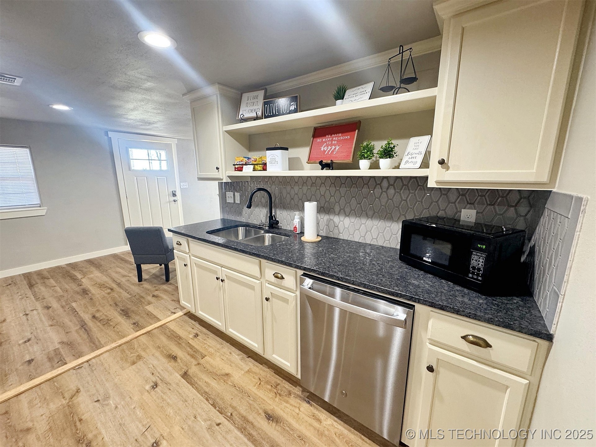 112 W Allen Road Tahlequah OK 74464