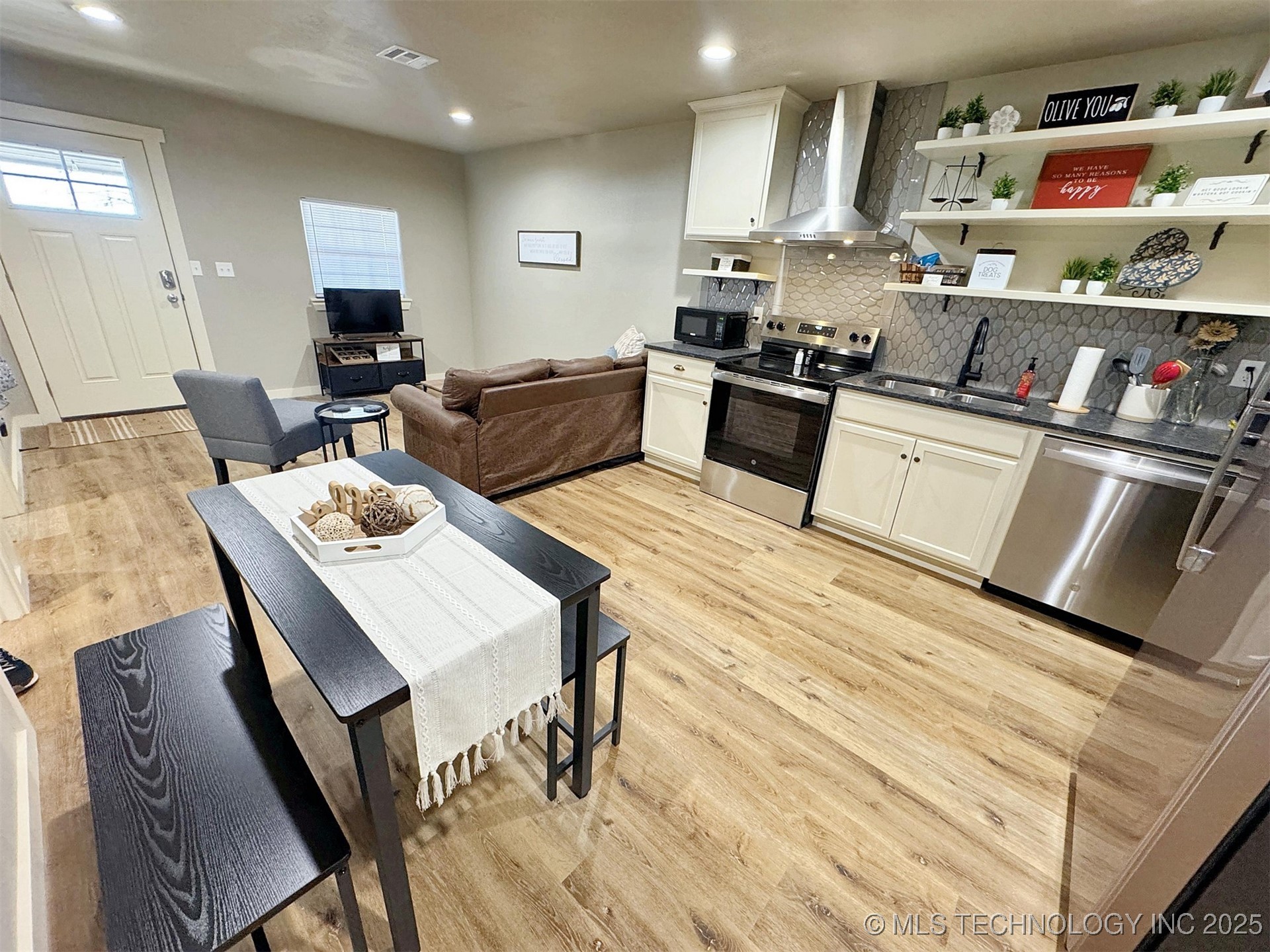 112 W Allen Road Tahlequah OK 74464