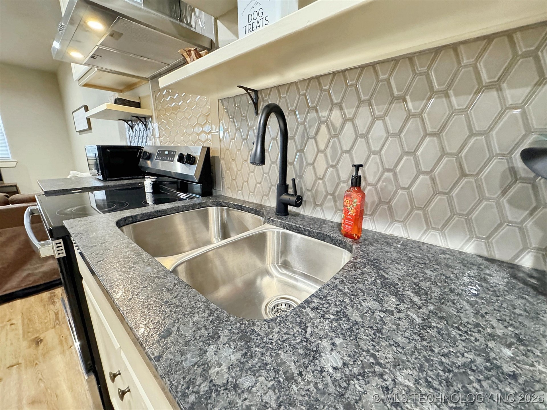 112 W Allen Road Tahlequah OK 74464