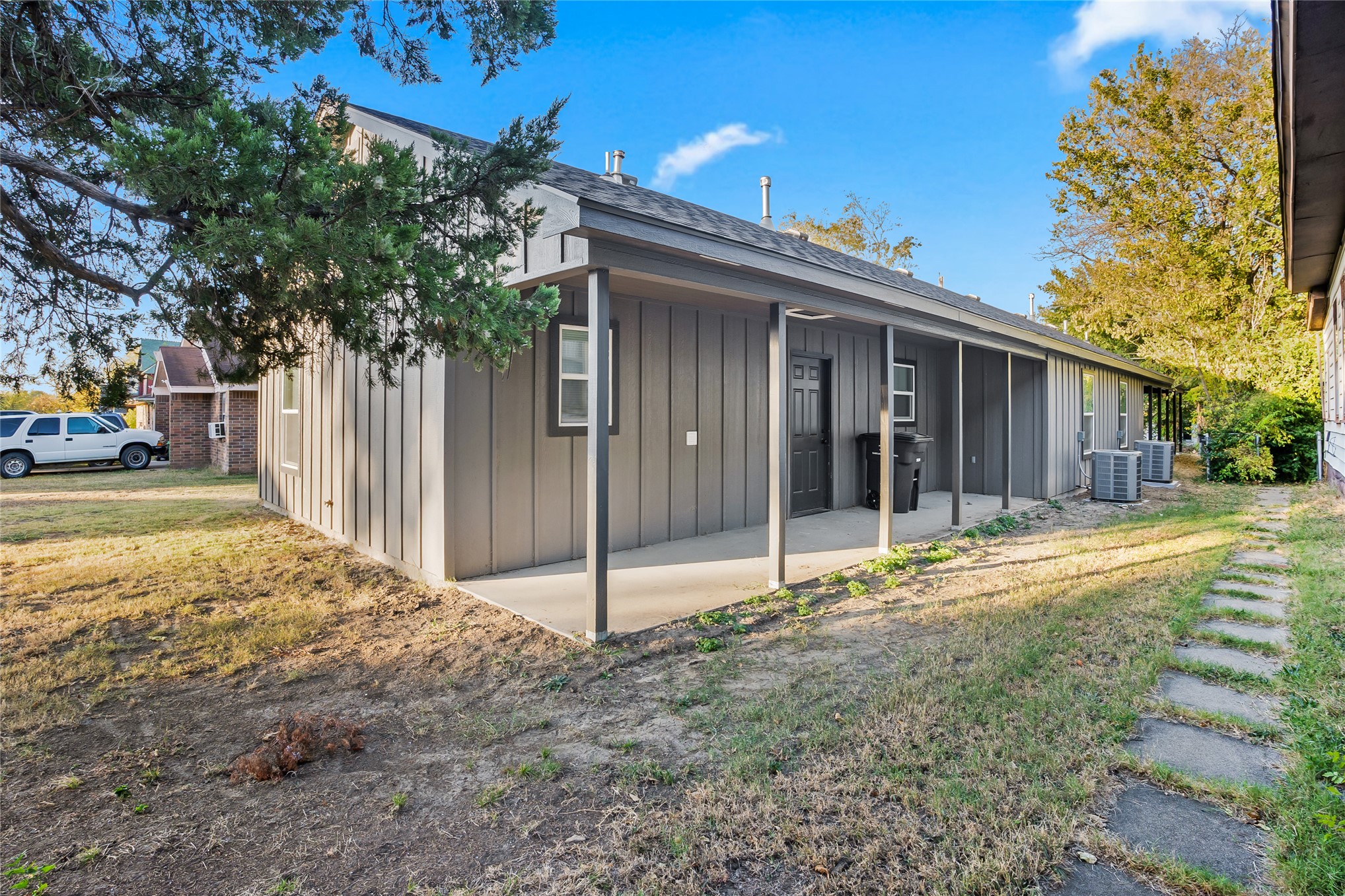 423 S Chickasaw Avenue Bartlesville OK 74003