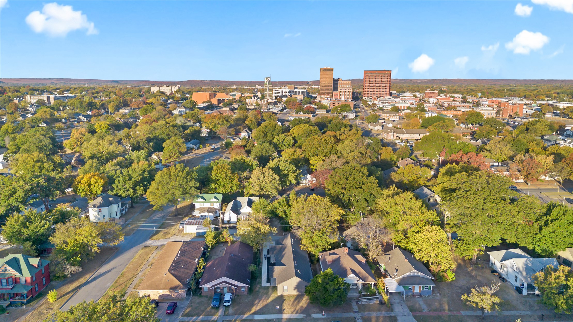 423 S Chickasaw Avenue Bartlesville OK 74003