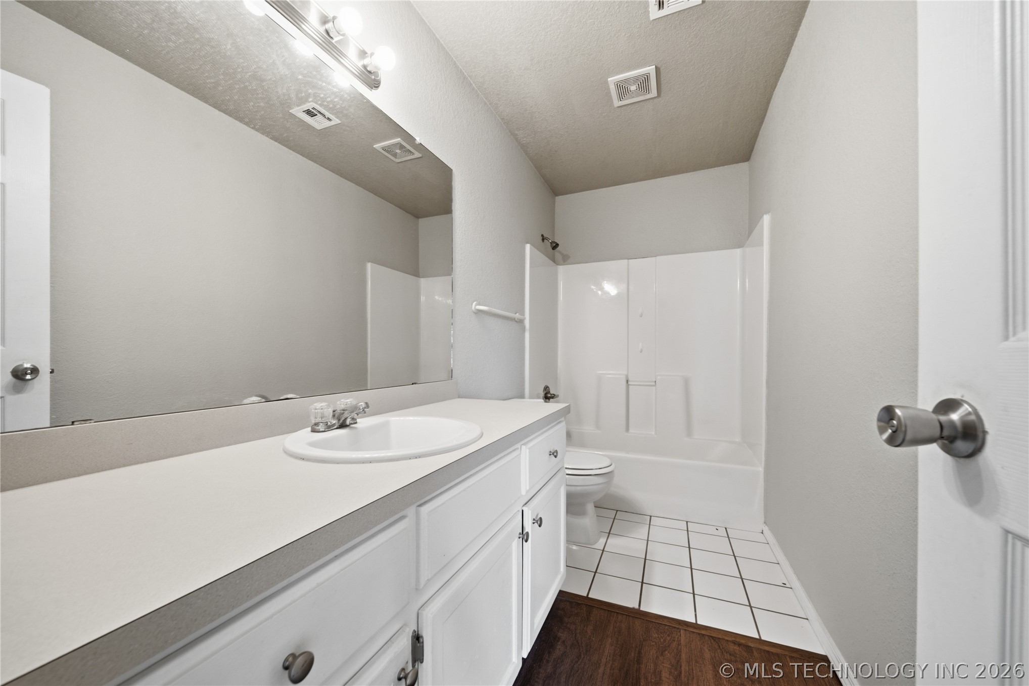 6619 S Utica Place Tulsa OK 74136