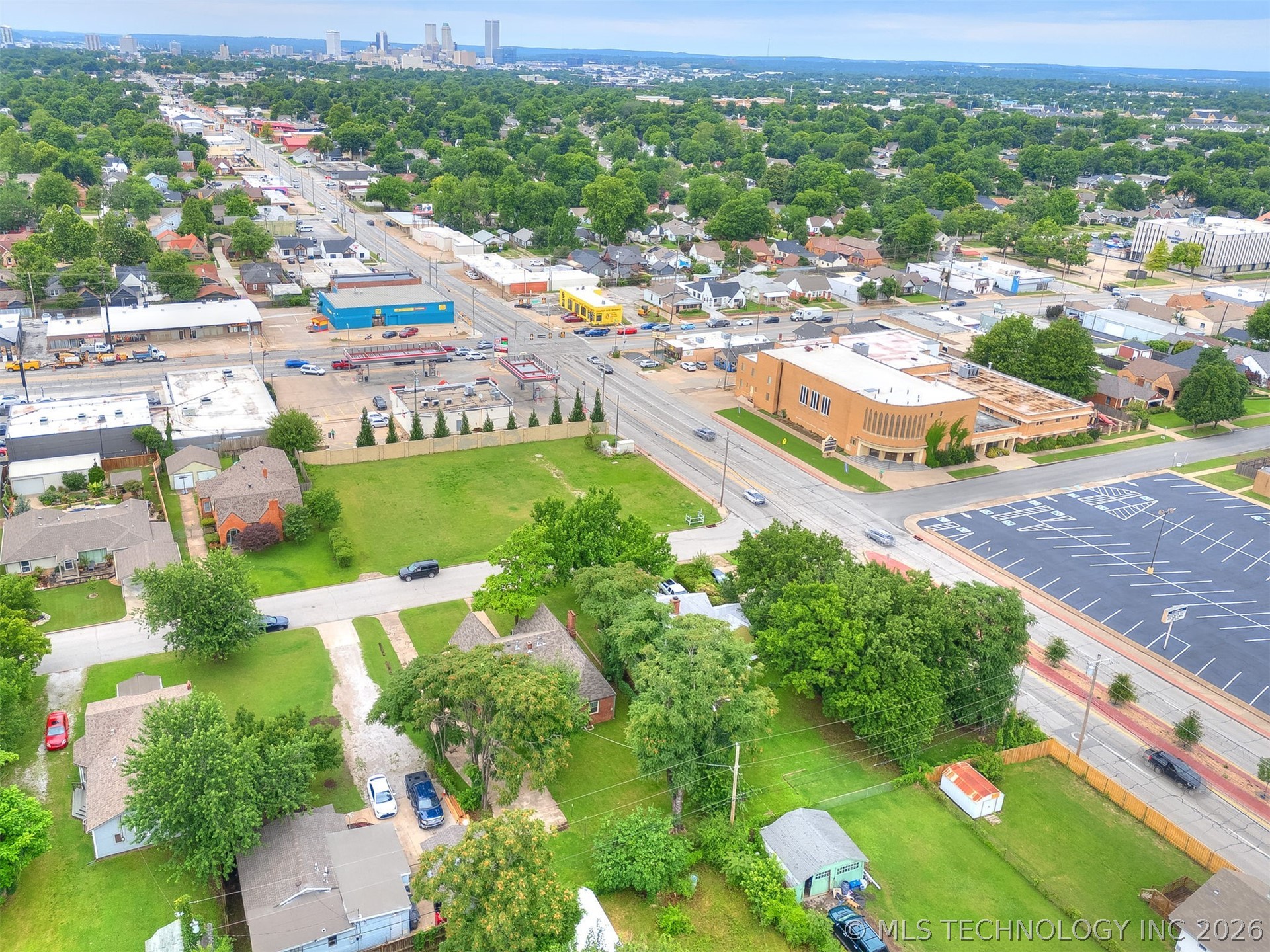1509 S Indianapolis Avenue Tulsa OK 74112