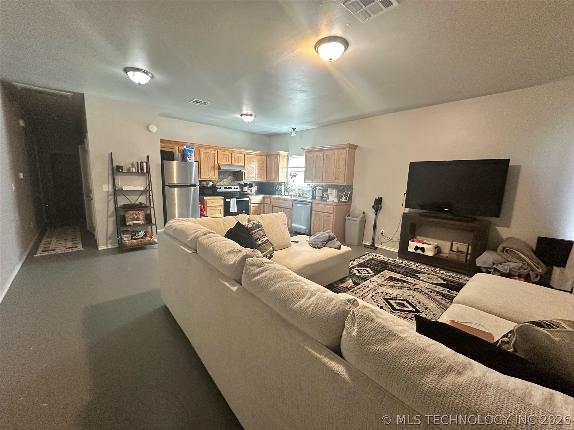300 E 17th Street Ada OK 74820