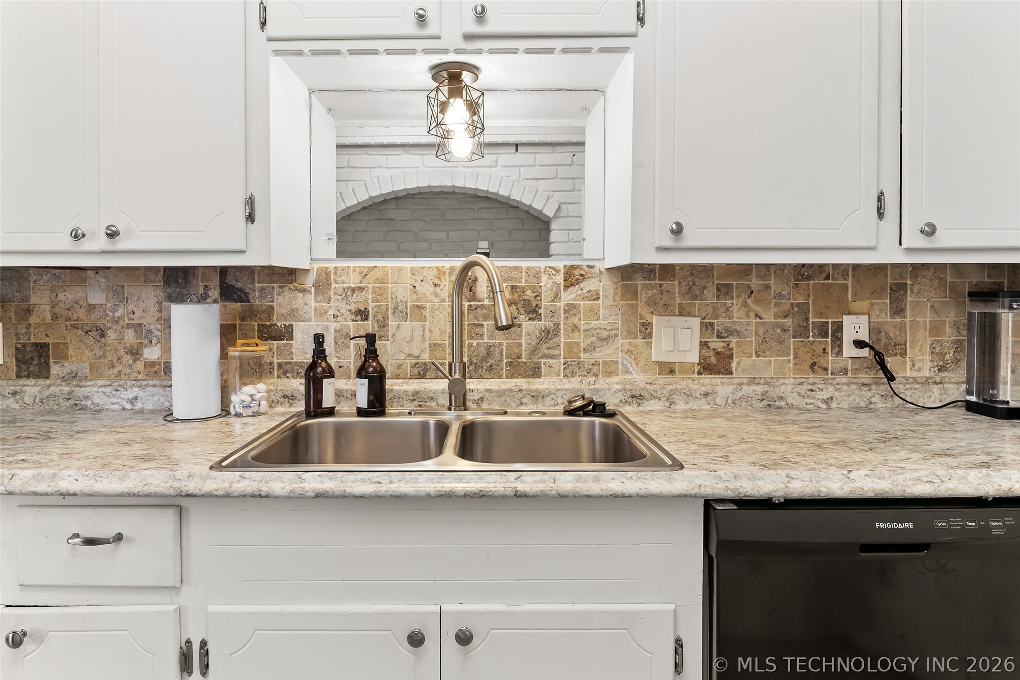 2518 E 51st Street Tulsa OK 74105