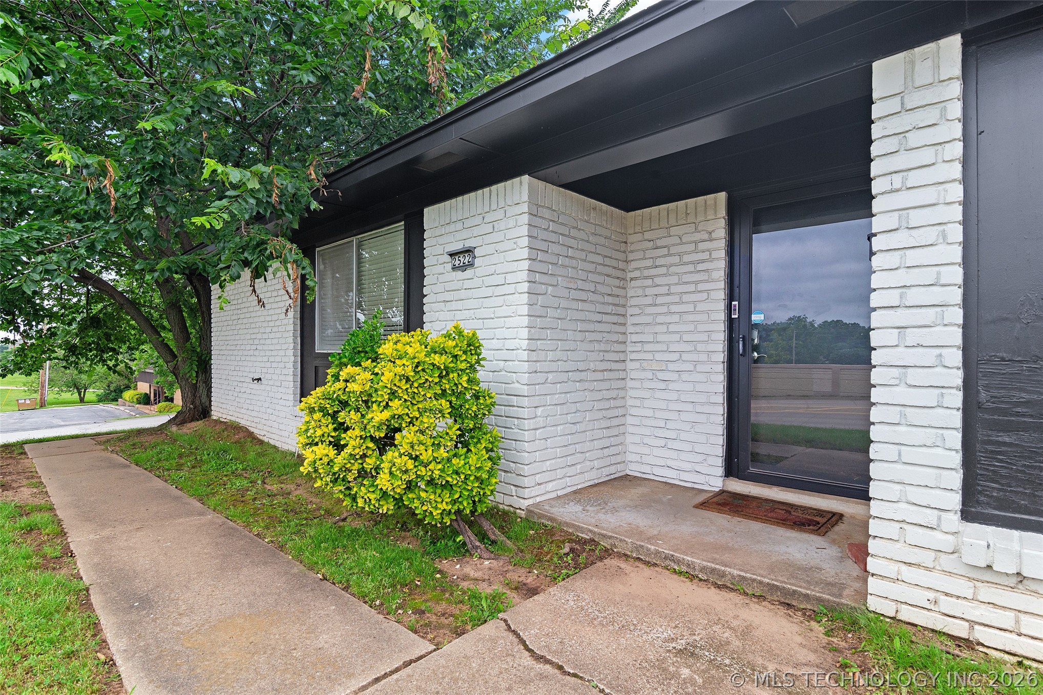 2518 E 51st Street Tulsa OK 74105
