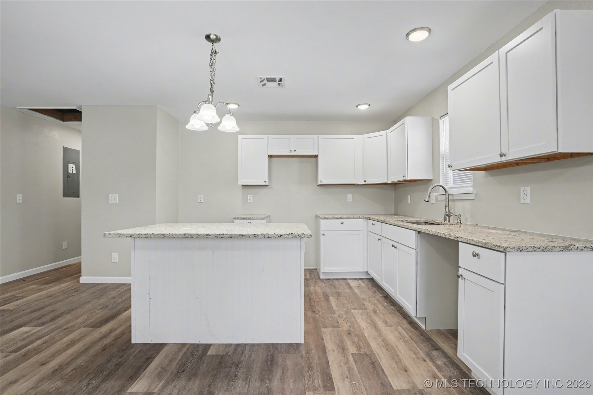 1025 N Quincy Avenue Tulsa OK 74106