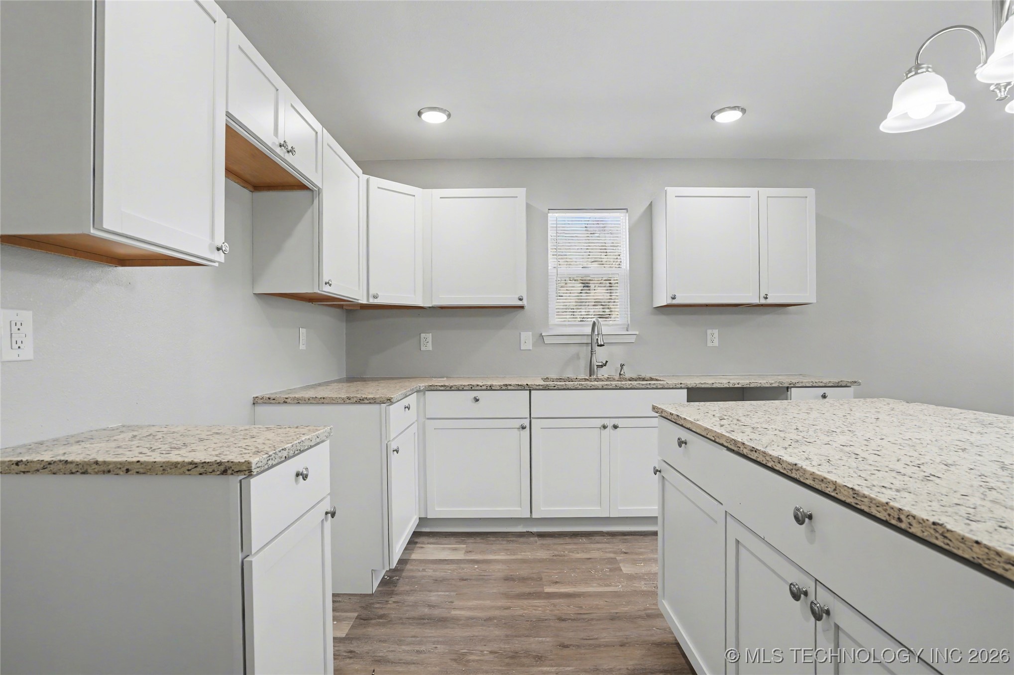 1025 N Quincy Avenue Tulsa OK 74106