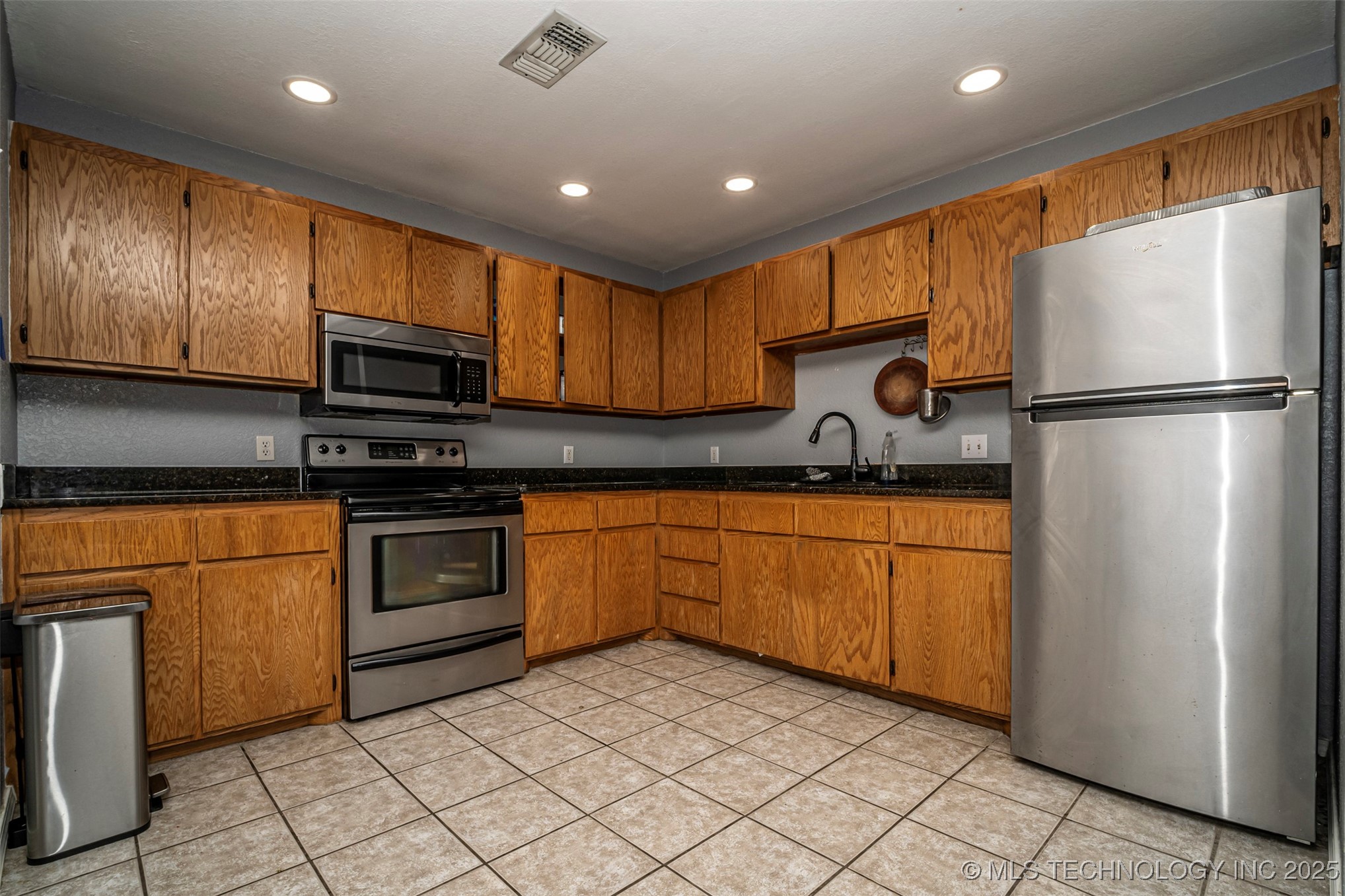 204 S 11th Madill OK 73446