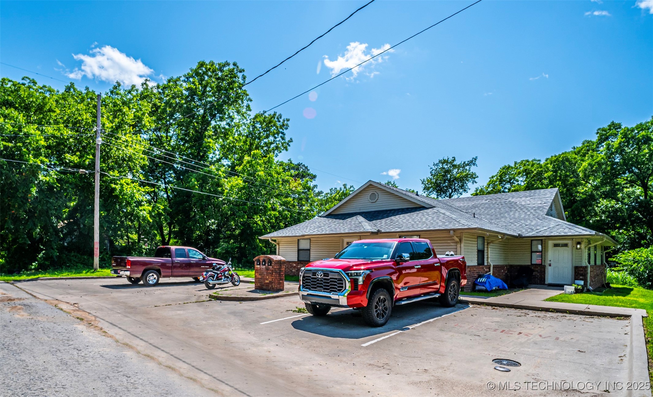 204 S 11th Madill OK 73446