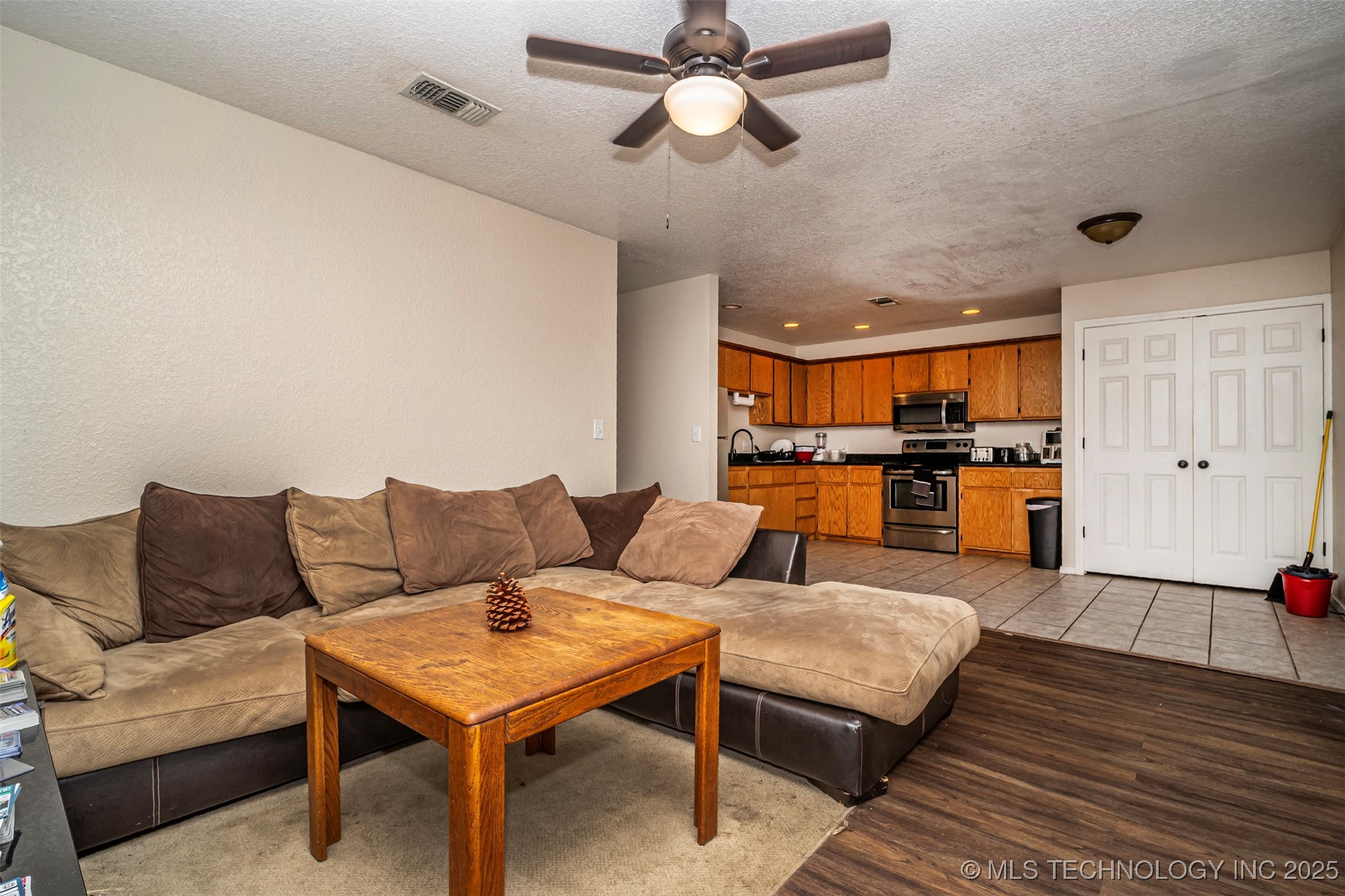 204 S 11th Madill OK 73446