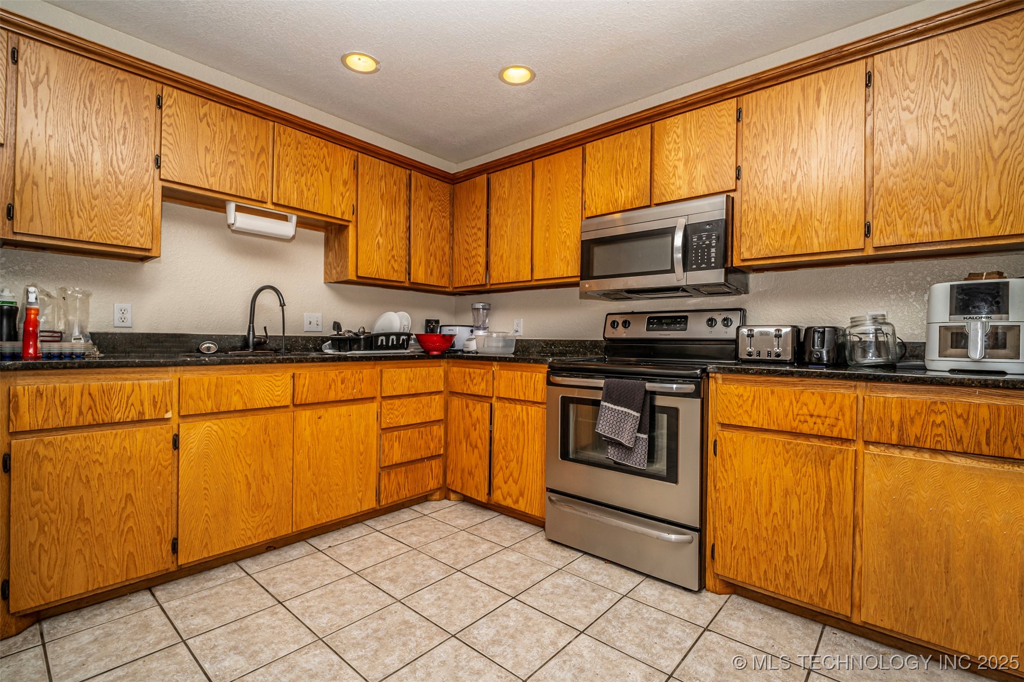 204 S 11th Madill OK 73446