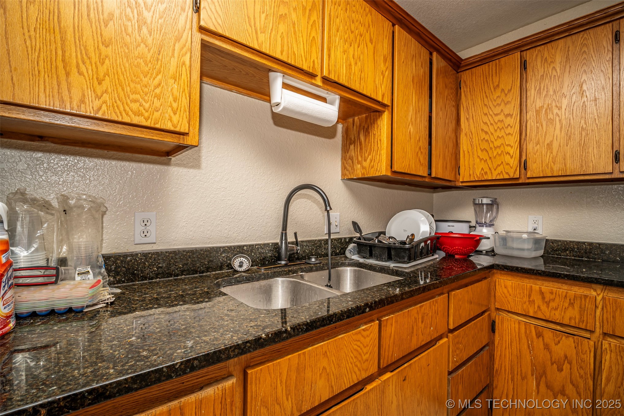 204 S 11th Madill OK 73446