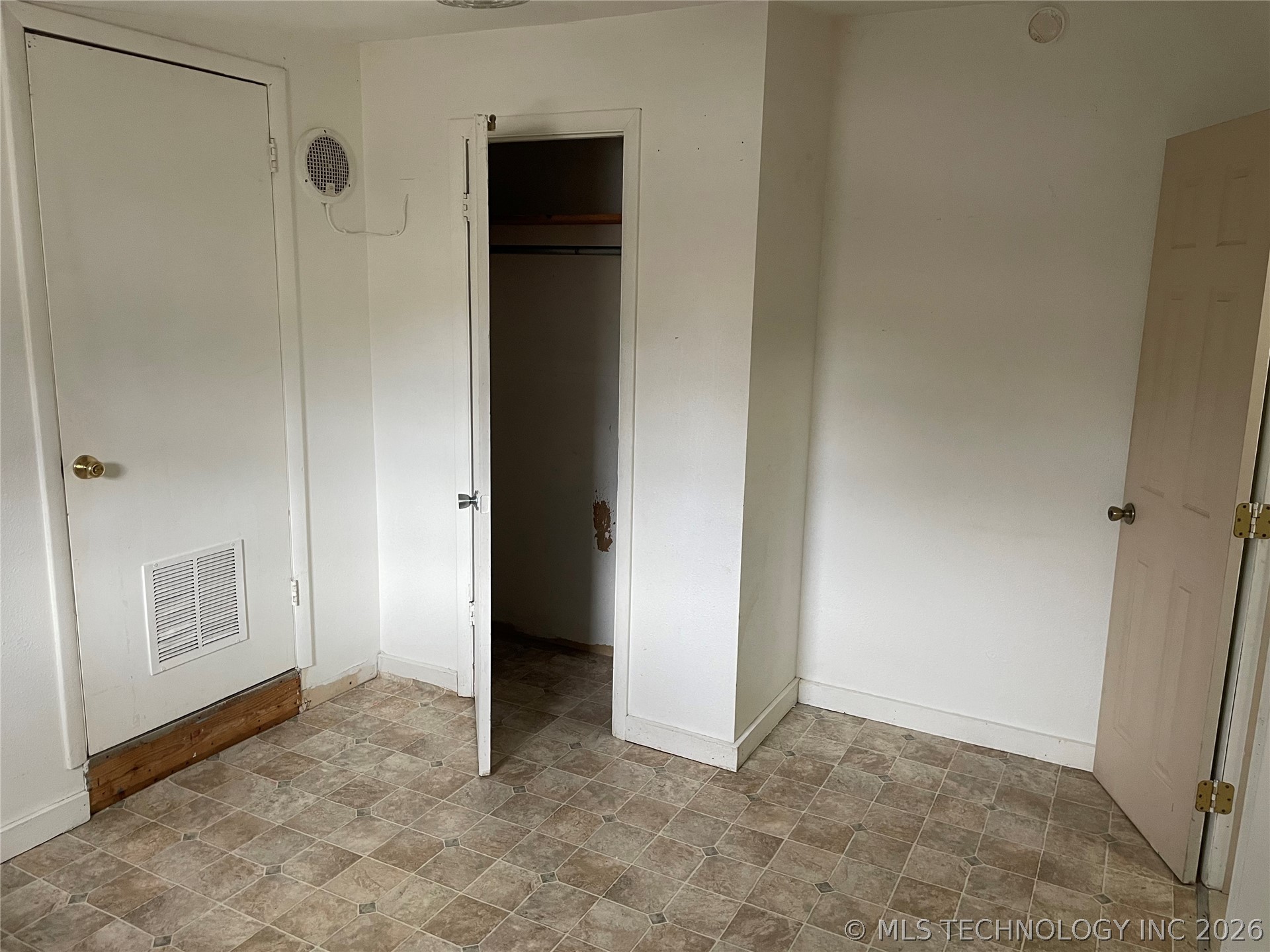 111 Leoser Street Tahlequah OK 74464