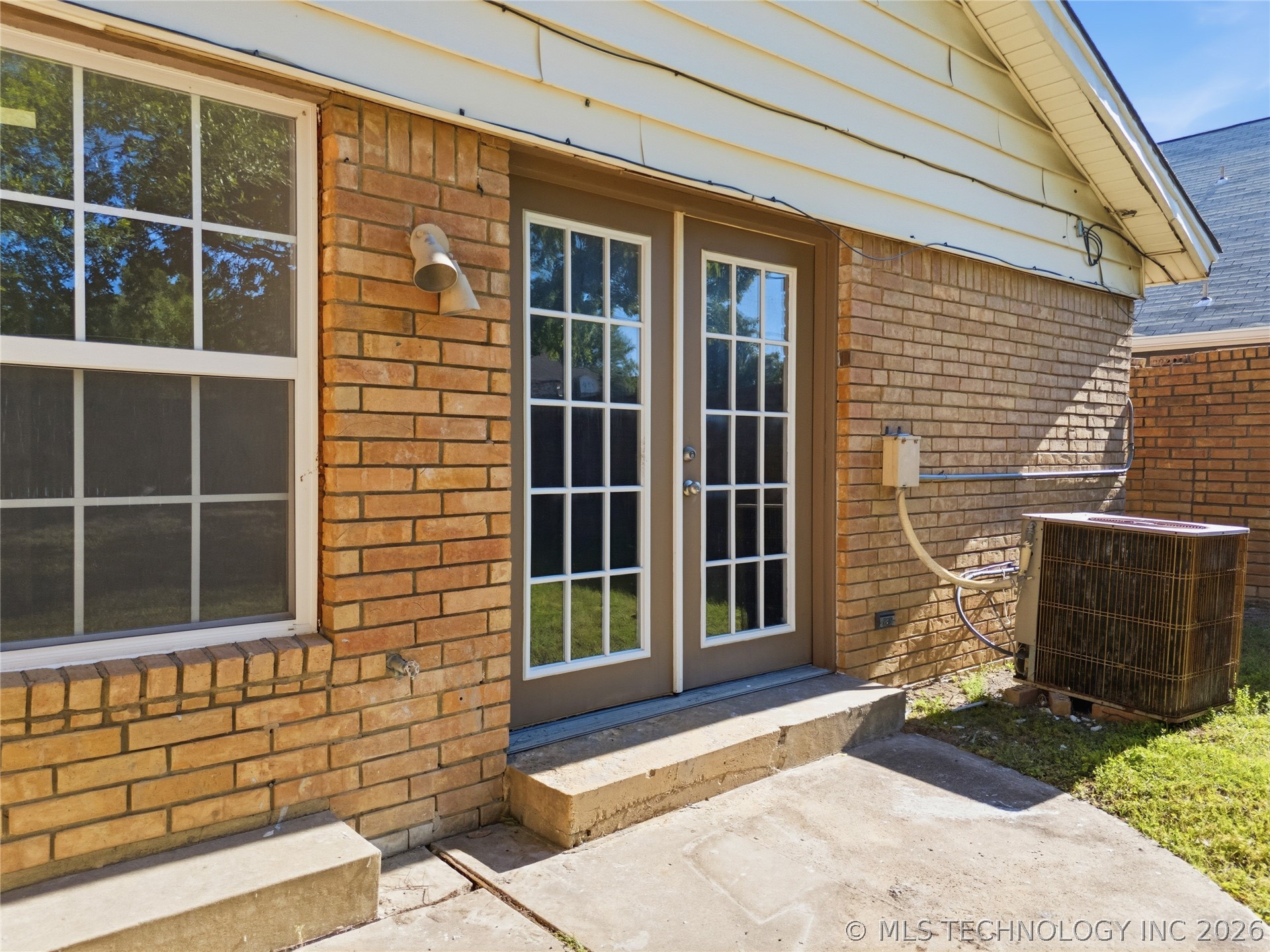 3928 E 60th Place Tulsa OK 74135