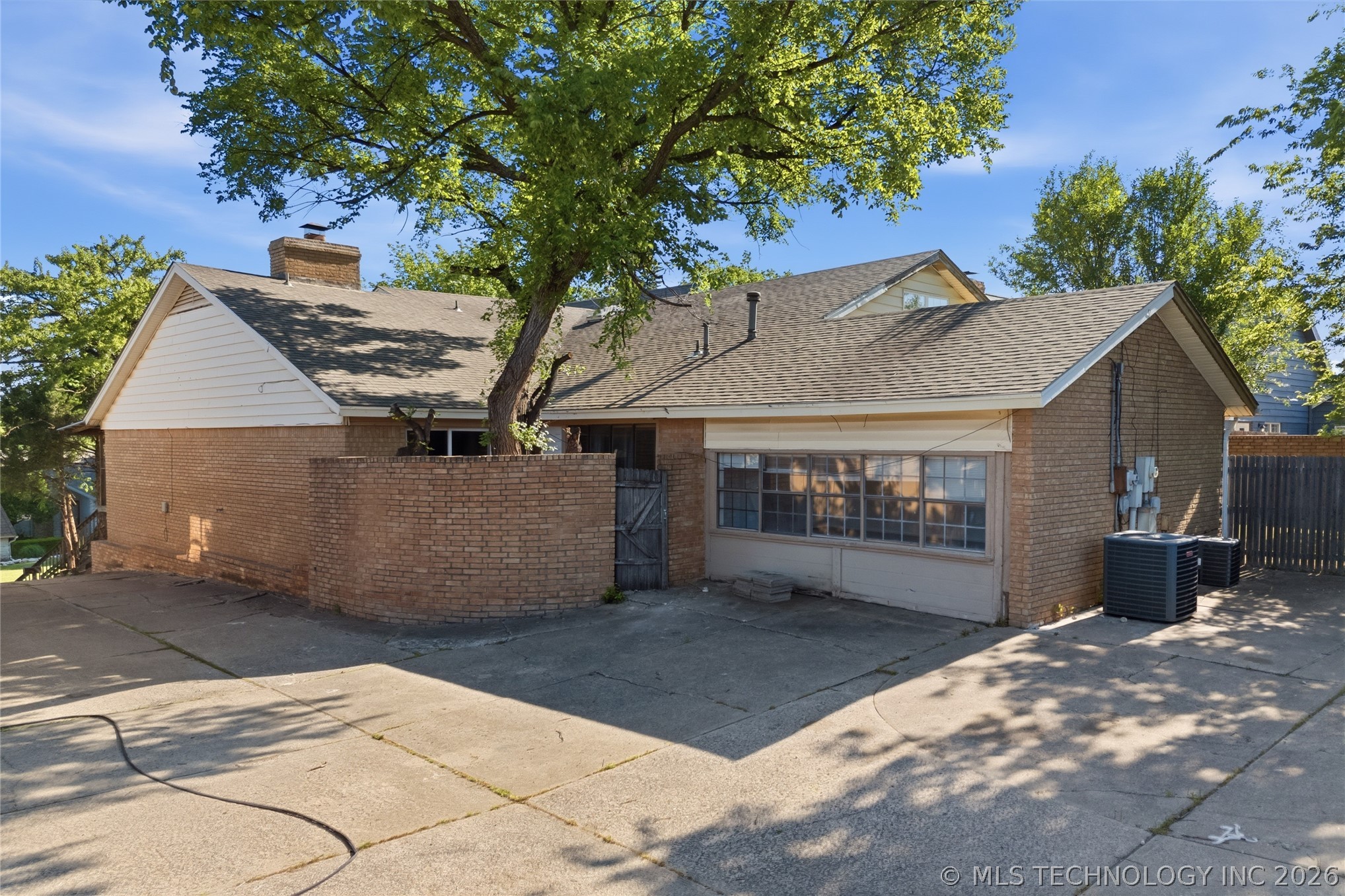 3928 E 60th Place Tulsa OK 74135