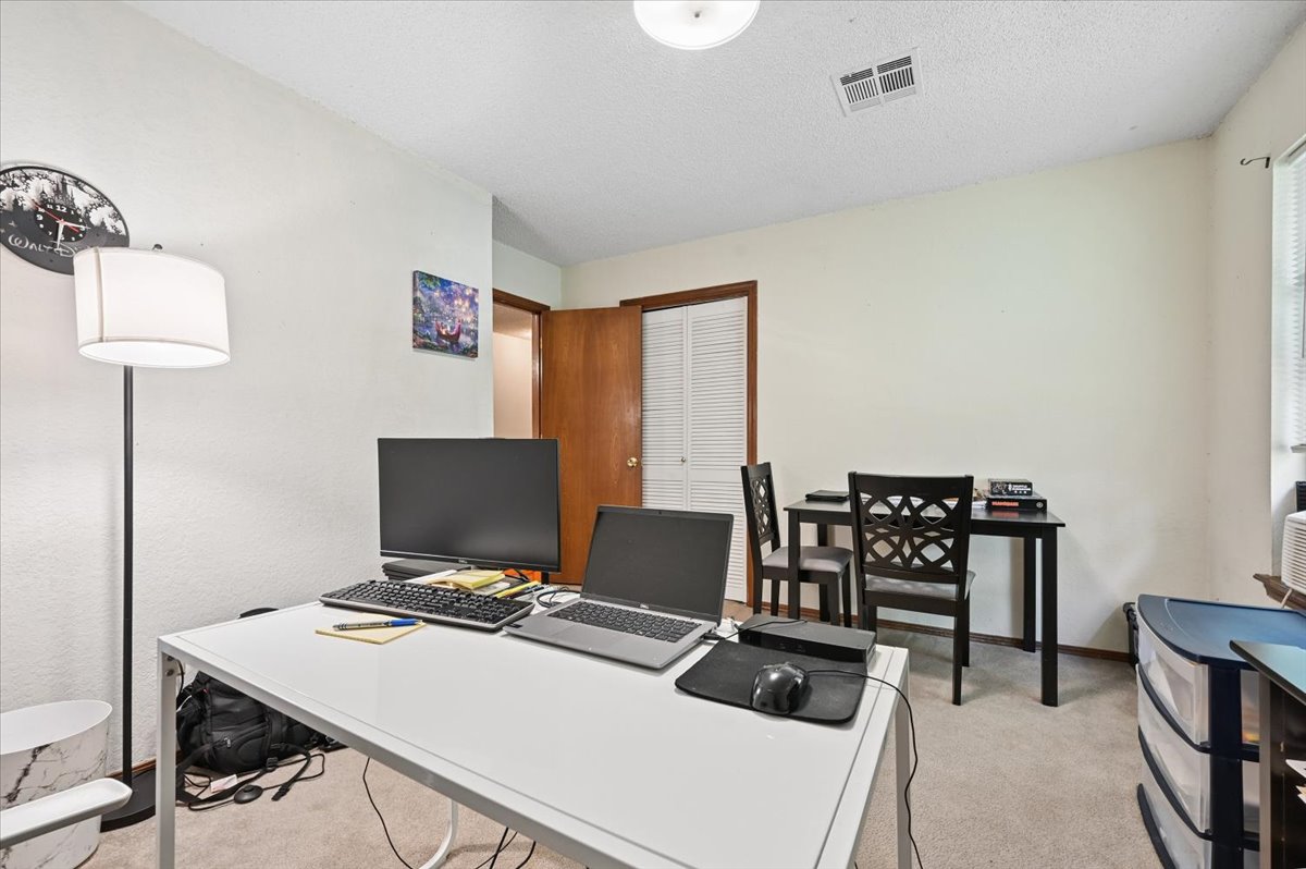 8601 E 62nd Place Tulsa OK 74133
