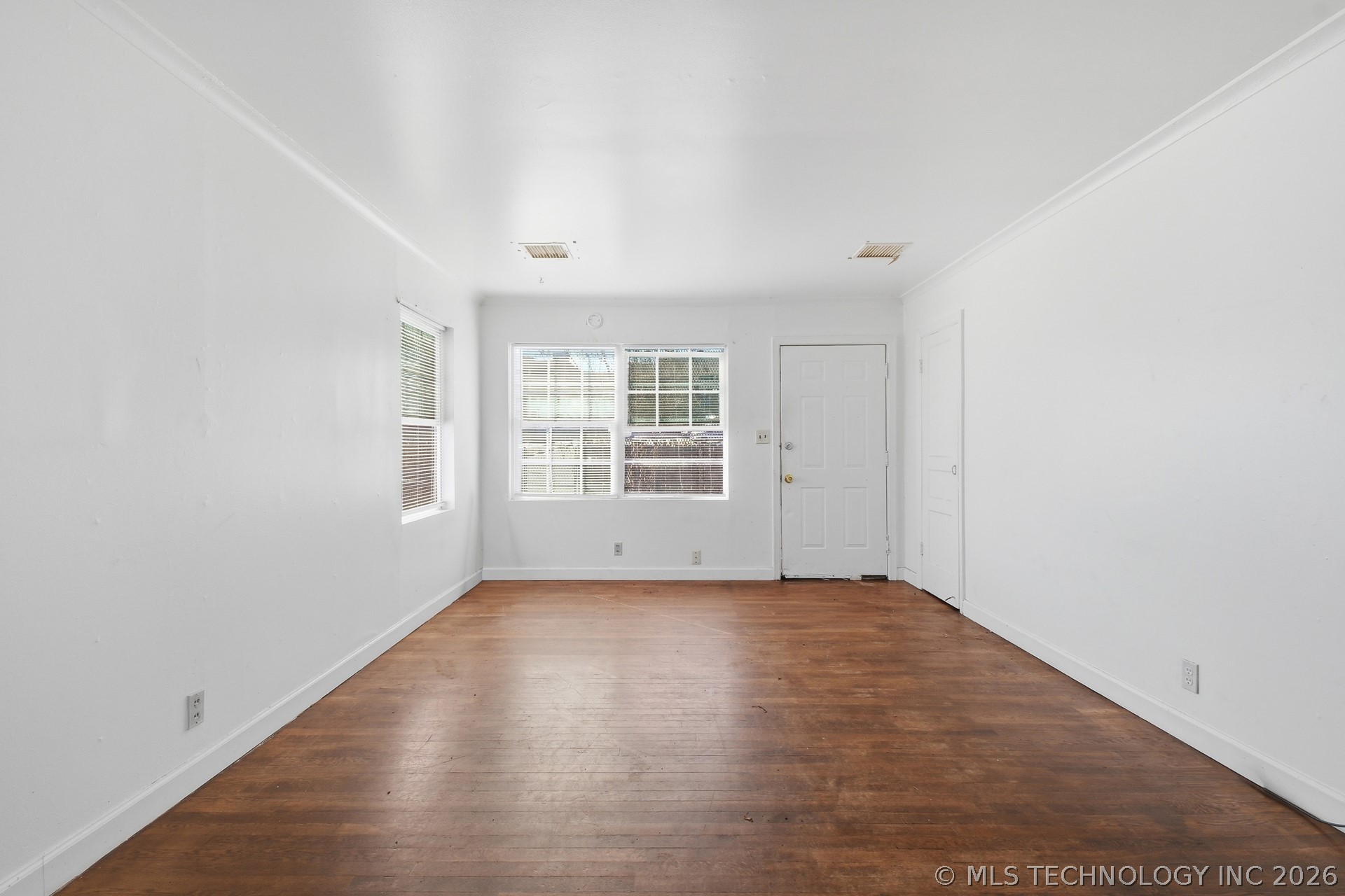 1633 E 10th Street Tulsa OK 74120