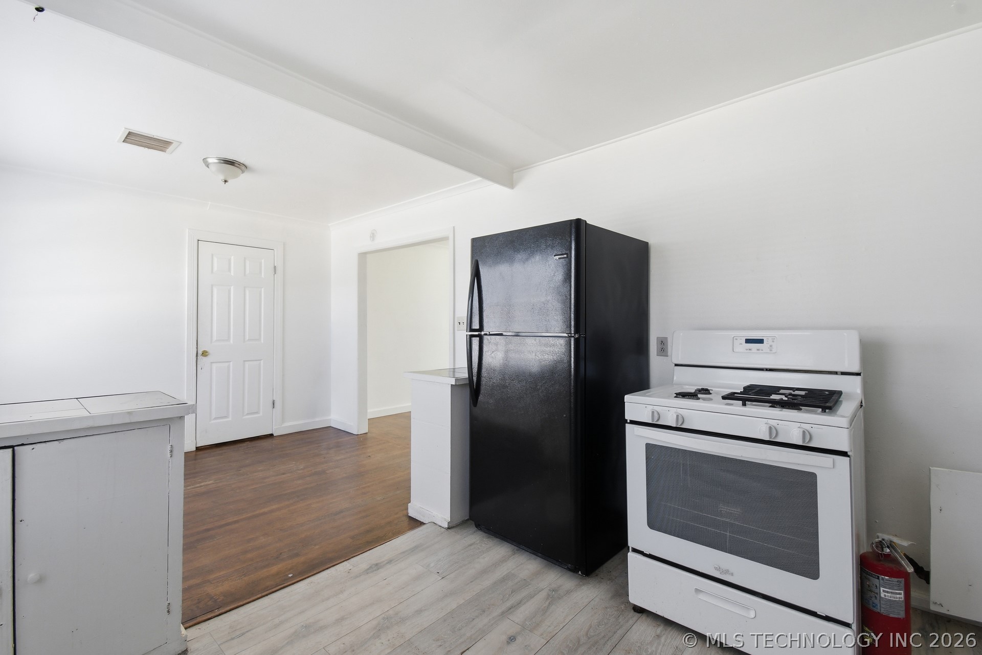 1633 E 10th Street Tulsa OK 74120