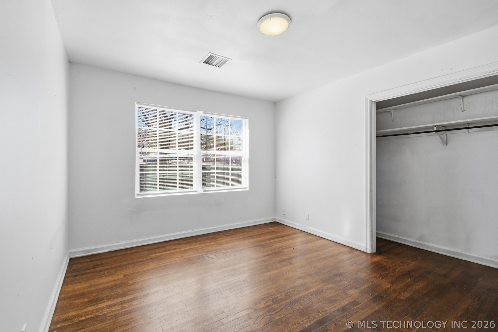 1633 E 10th Street Tulsa OK 74120