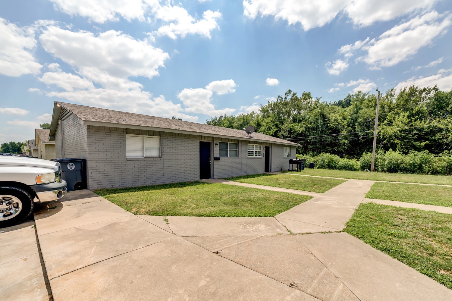 1072 N Irvington Avenue Tulsa OK 74115