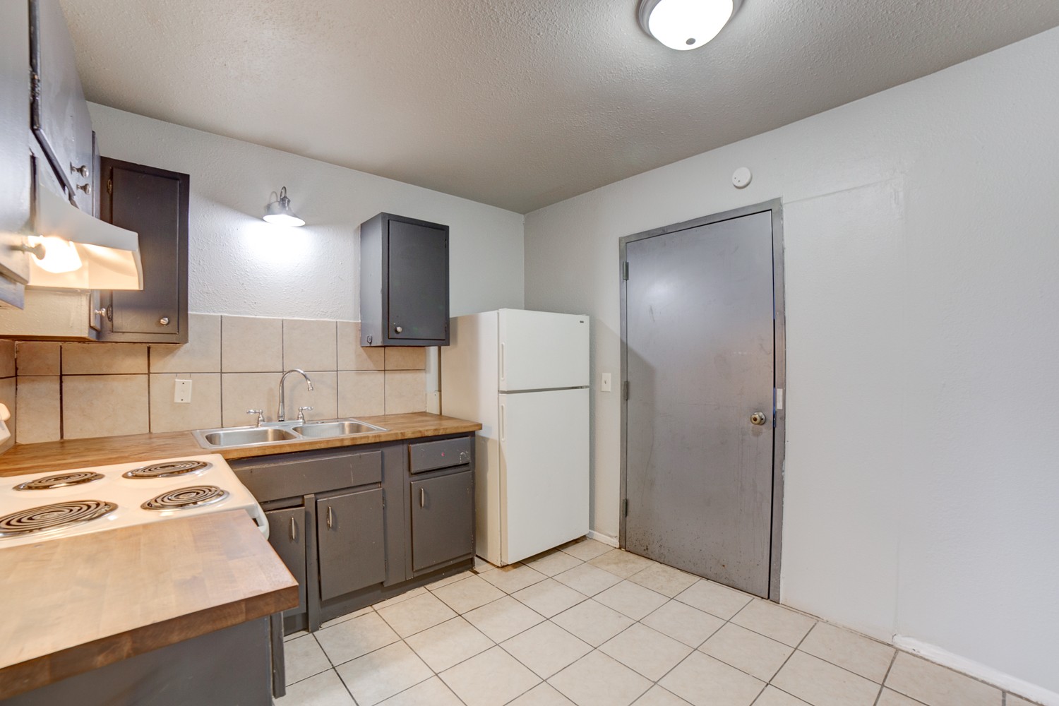 1072 N Irvington Avenue Tulsa OK 74115