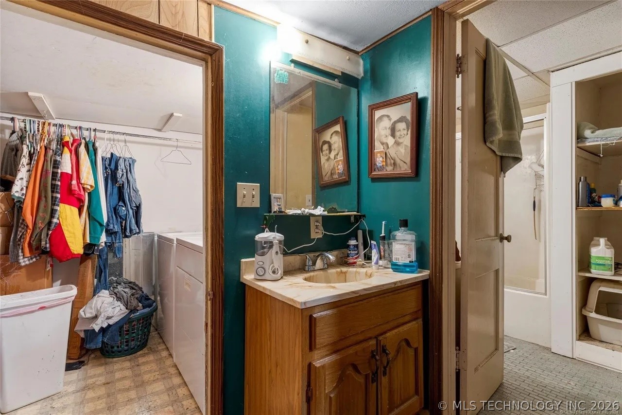 1315 S Carson Avenue Tulsa OK 74119