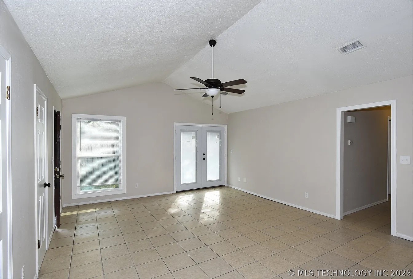 9772 E 33rd Street Tulsa OK 74146
