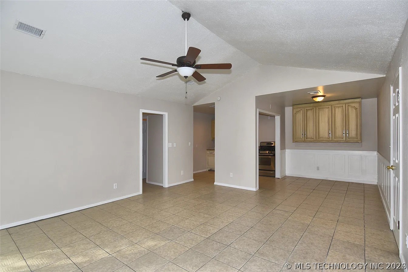 9772 E 33rd Street Tulsa OK 74146