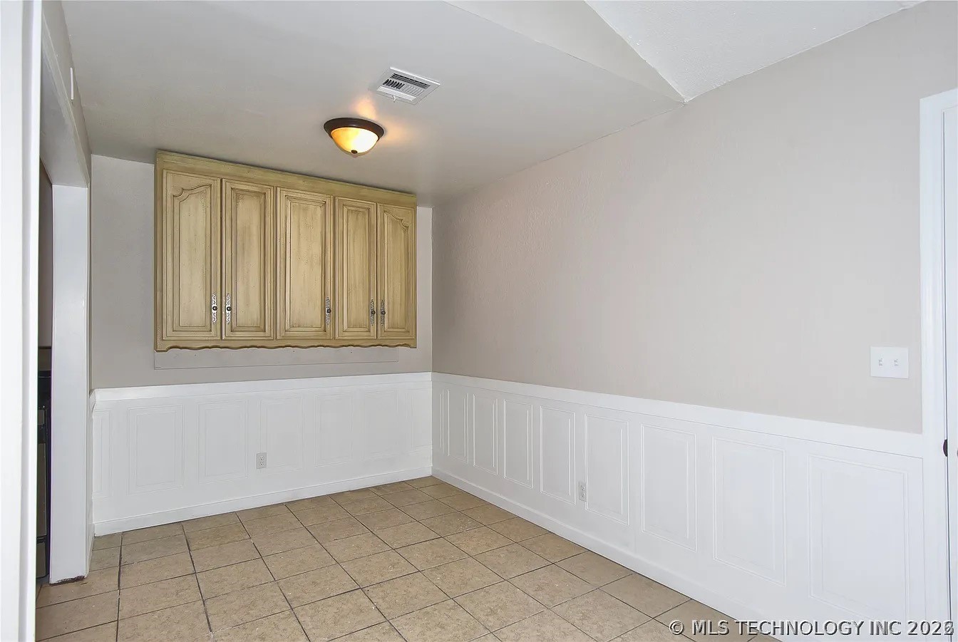 9772 E 33rd Street Tulsa OK 74146