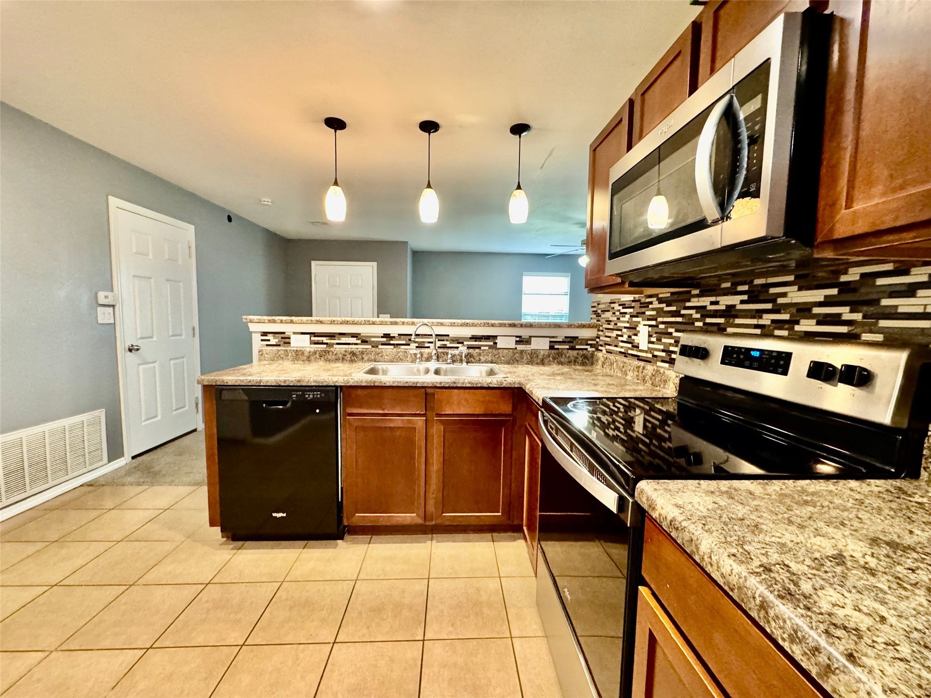 3401 E Irvington Place Broken Arrow OK 74014