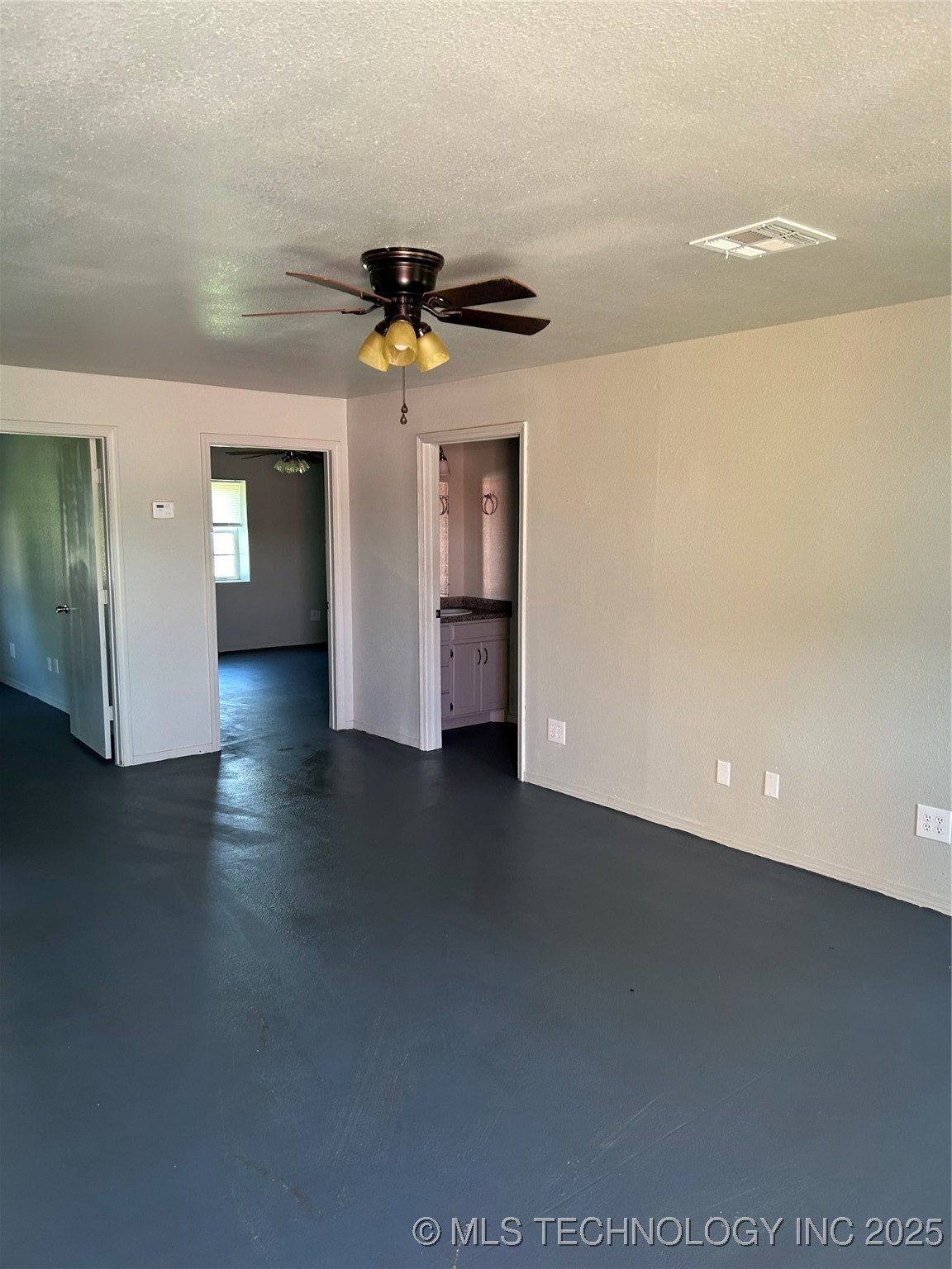 1006 N 1st Street Quinton OK 74561